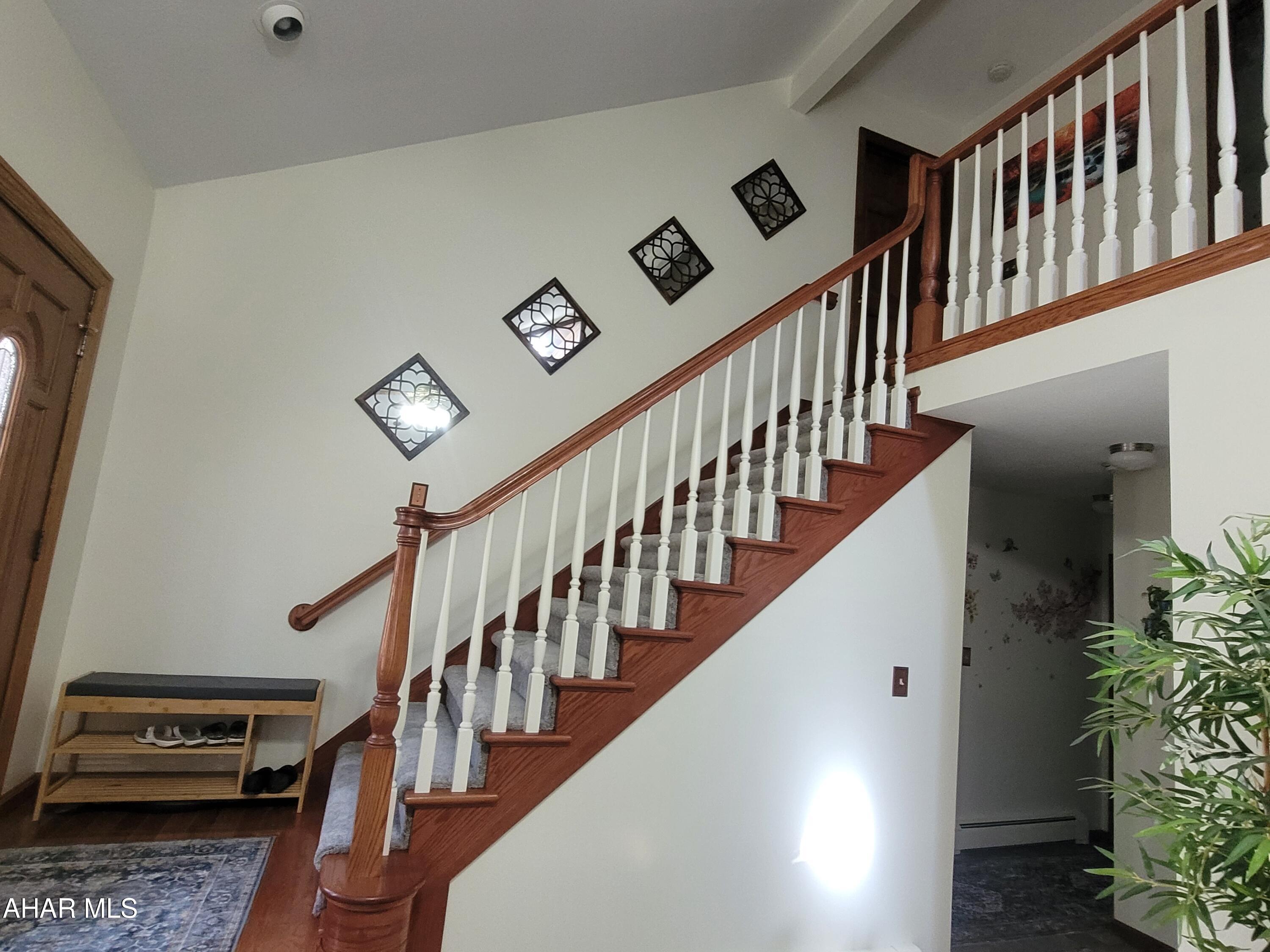 Glendale Yearound - Residential