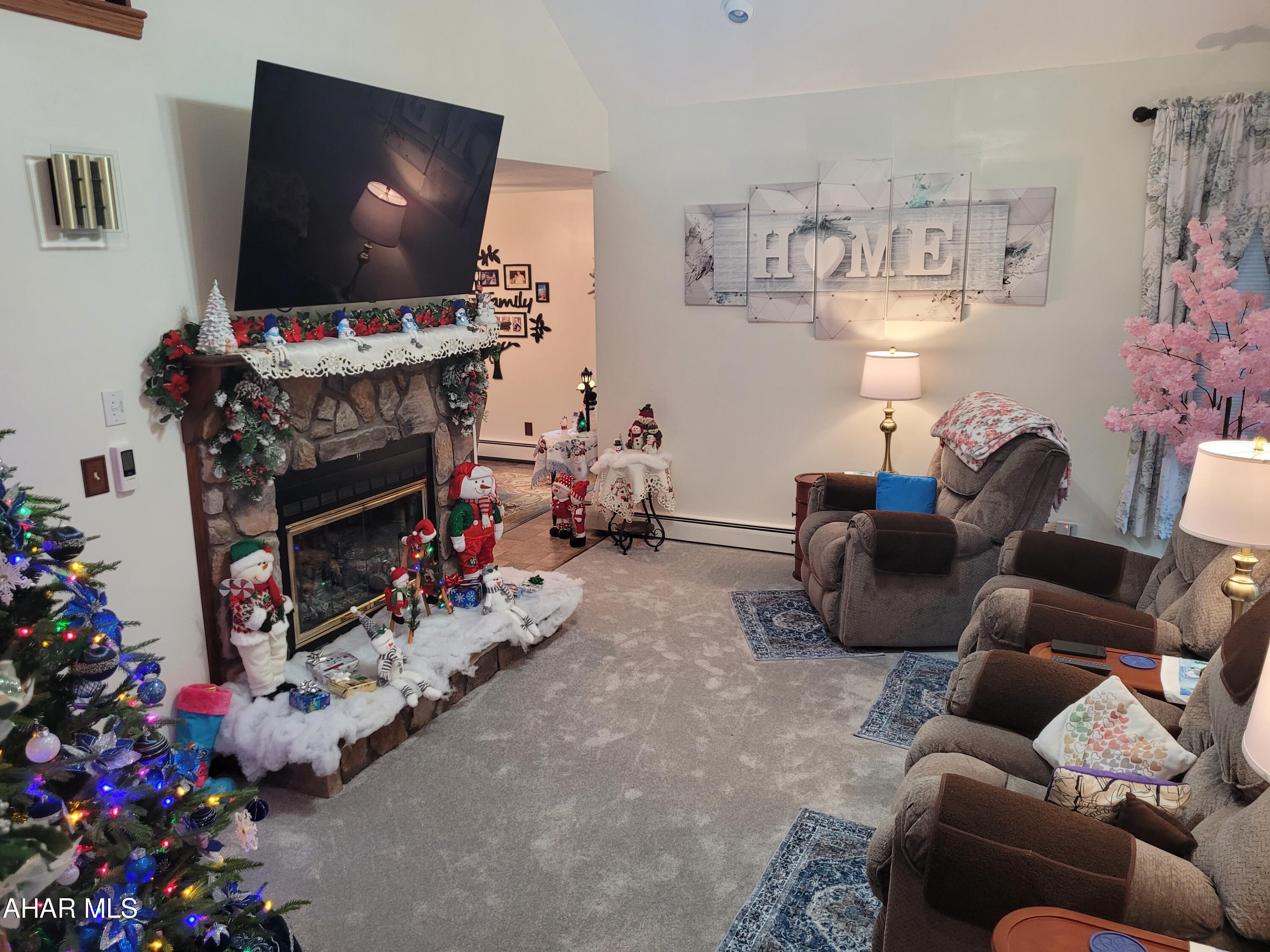 Glendale Yearound - Residential