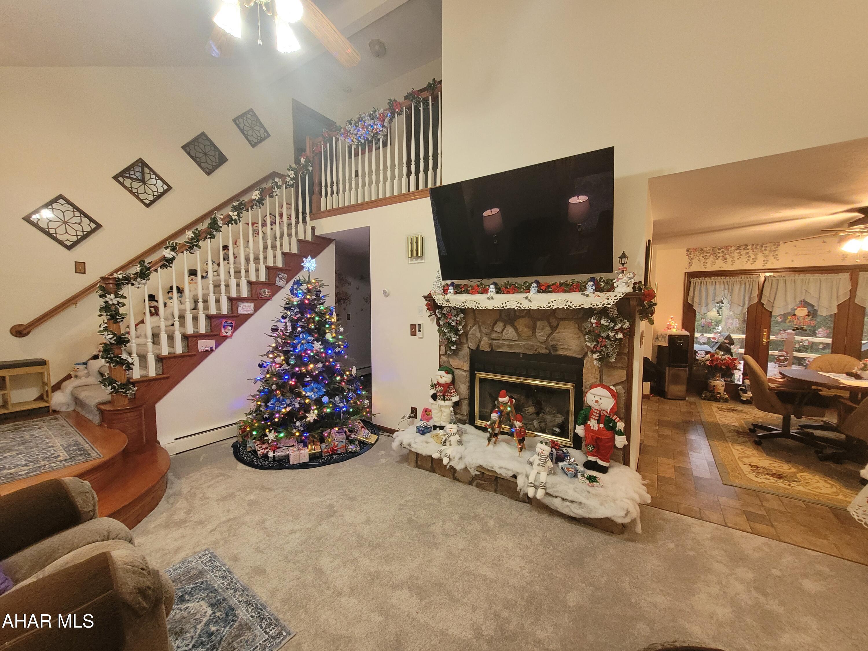 Glendale Yearound - Residential