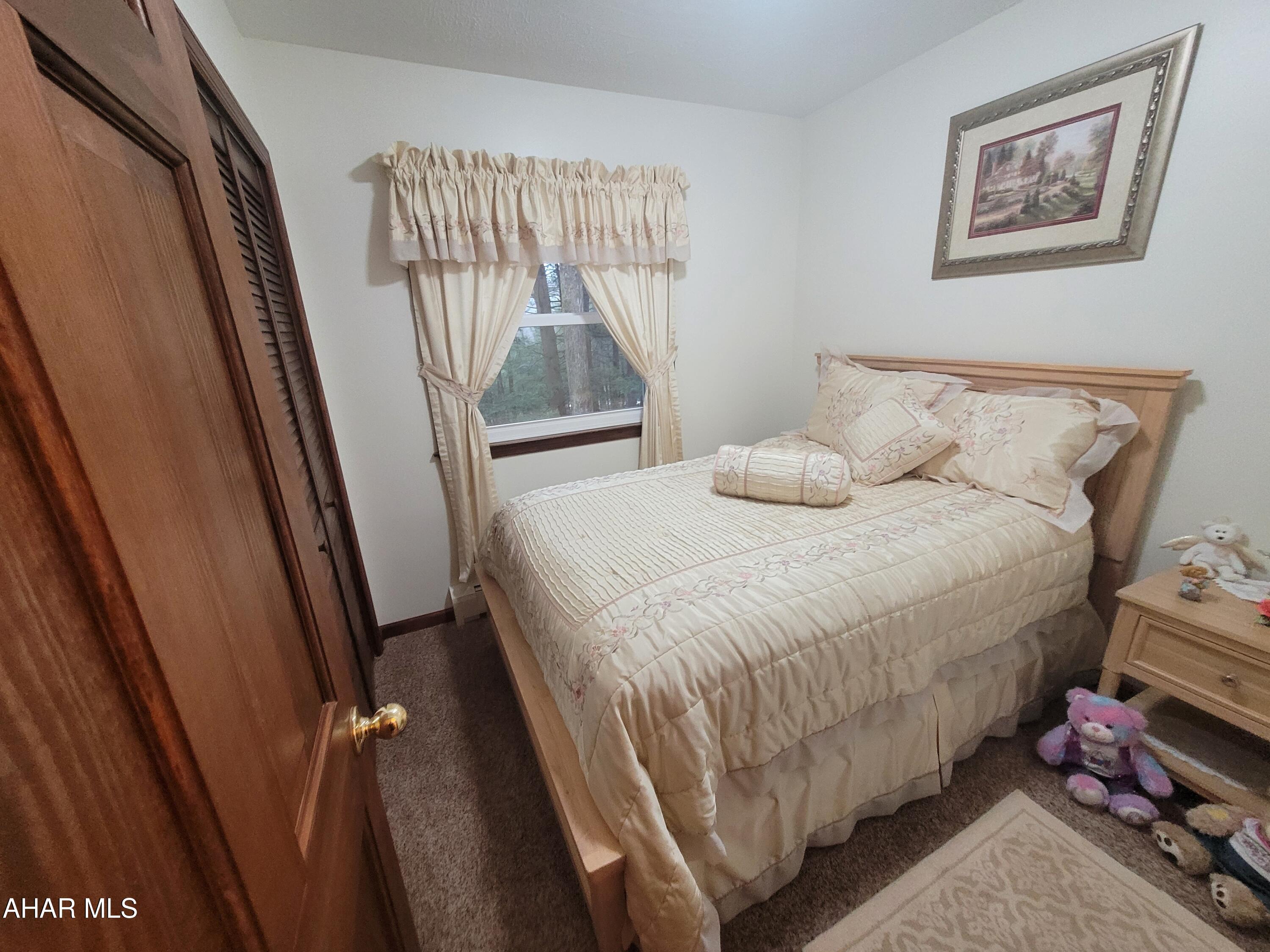 Glendale Yearound - Residential