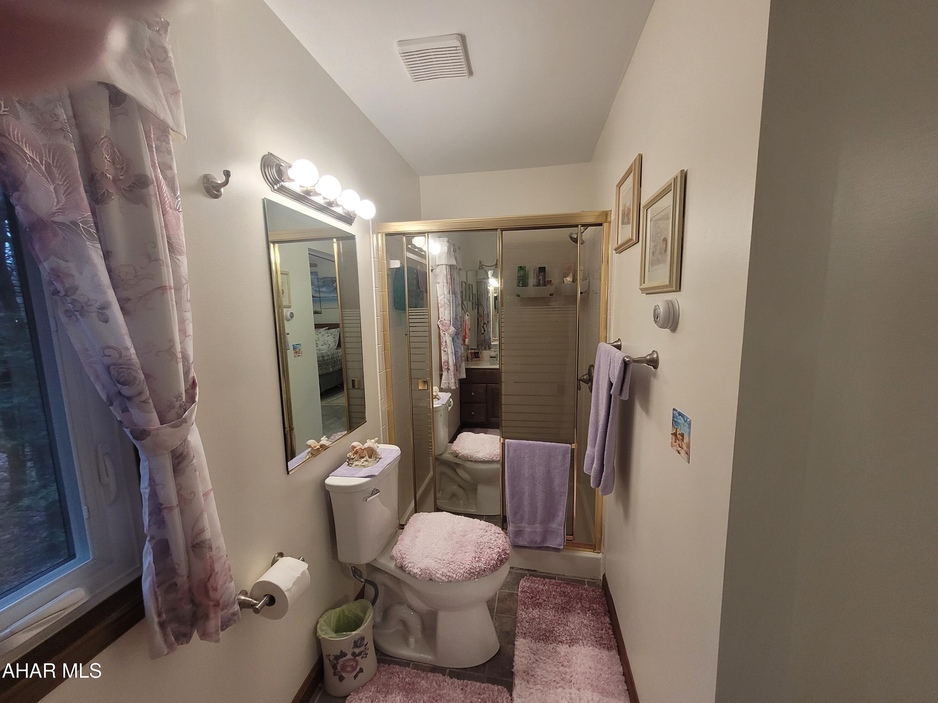 Glendale Yearound - Residential