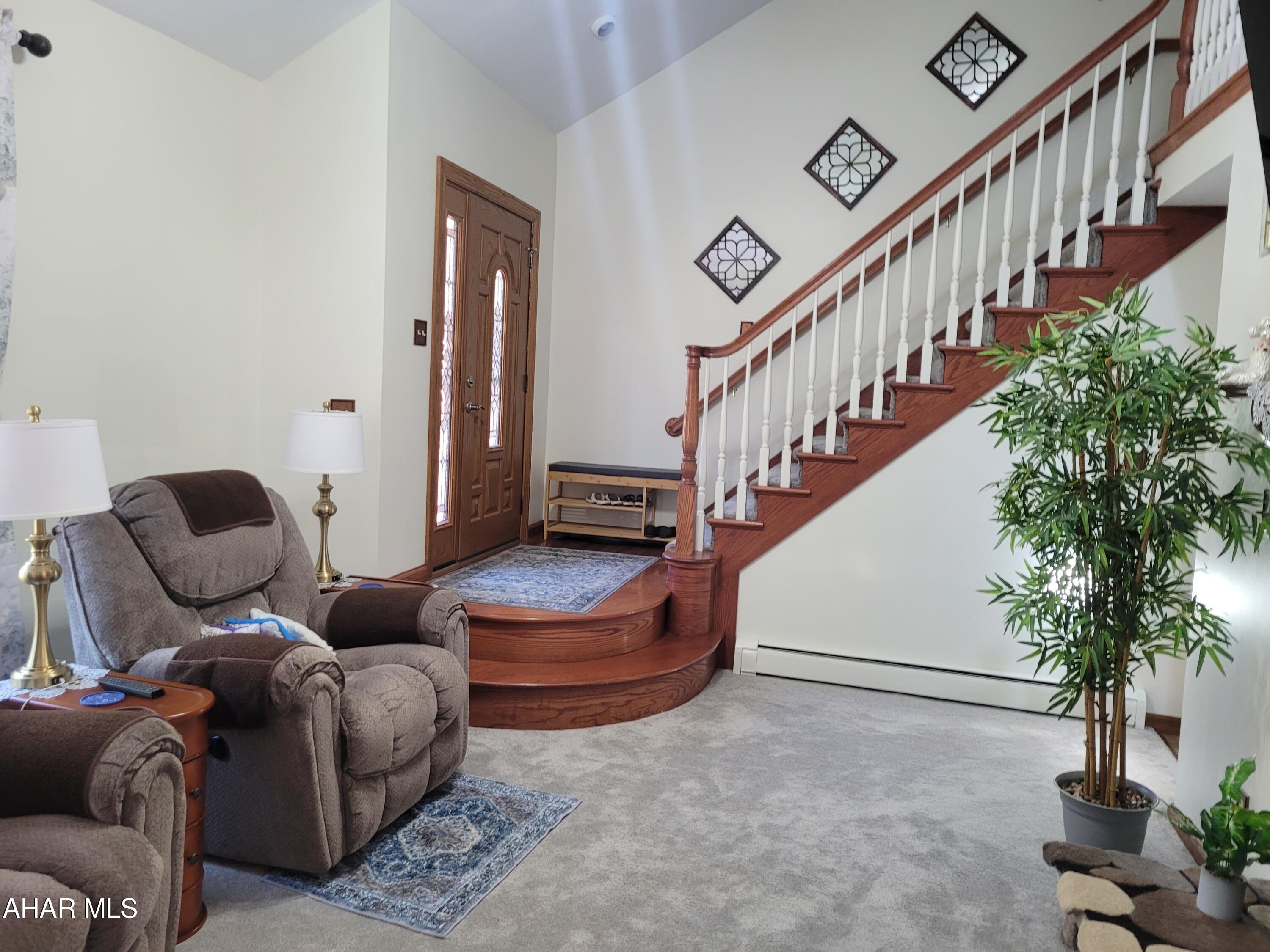 Glendale Yearound - Residential