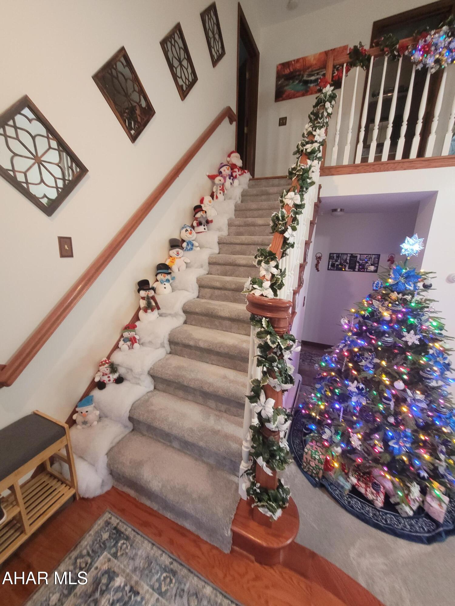 Glendale Yearound - Residential