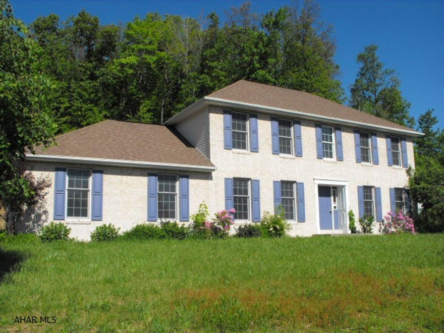 Large bright rooms with views of the city.  Very private setting.  Utilities are on.  Seller will make no repairs, as is sale. Minor repairs neede and needs a new hot water tank.