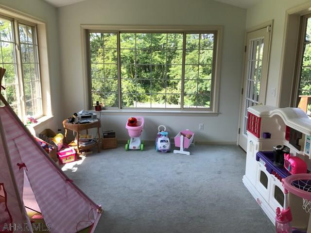 Pine Croft - Residential