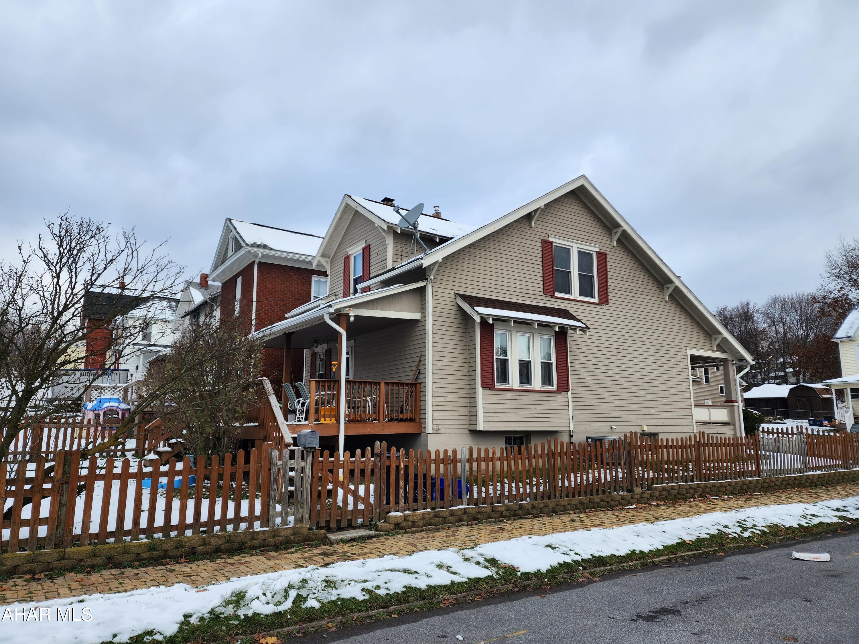 Juniata - Residential