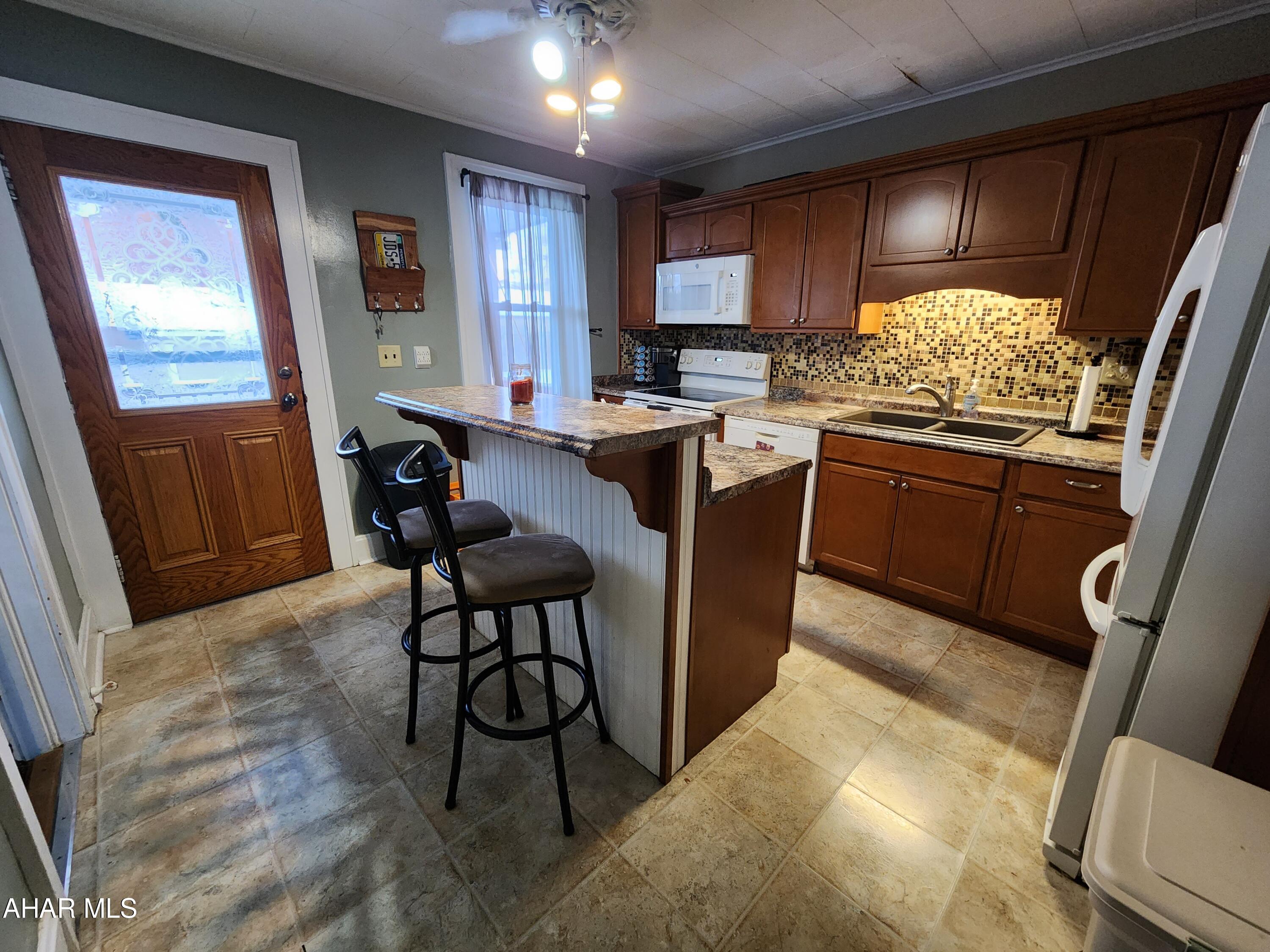 Juniata - Residential