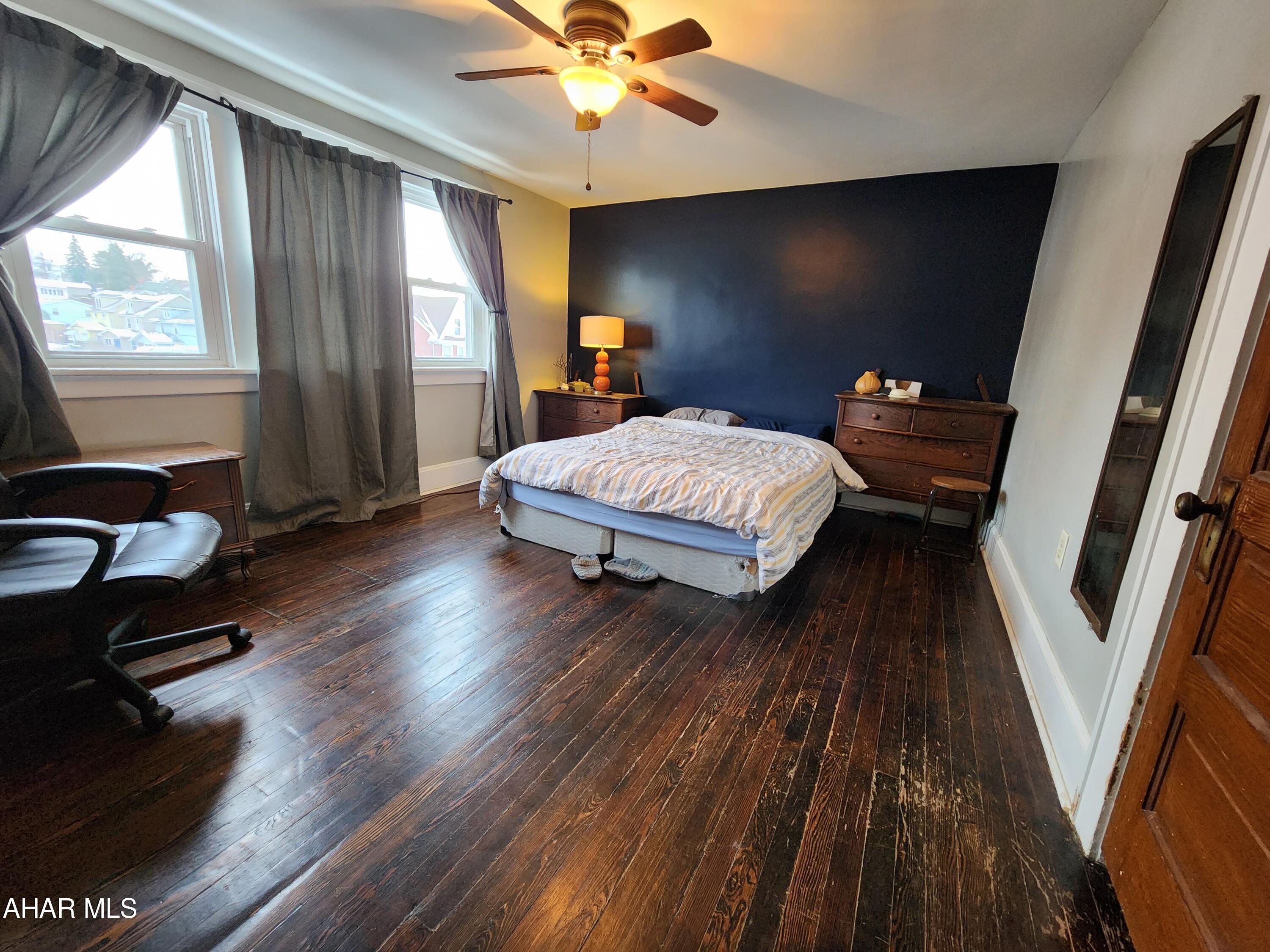 Juniata - Residential