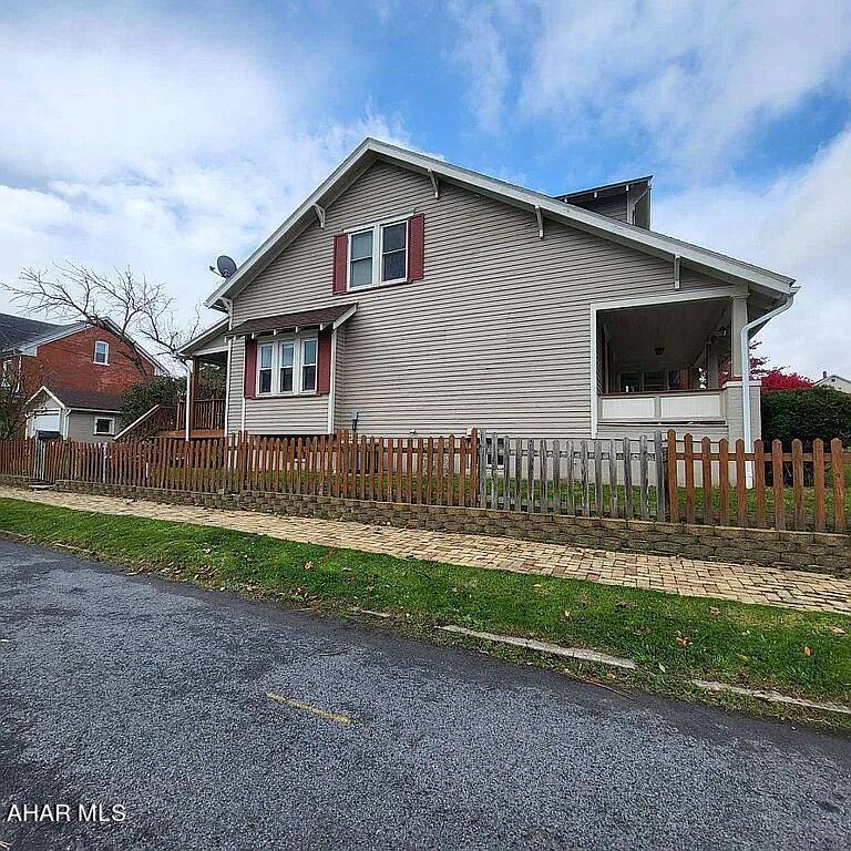 Juniata - Residential