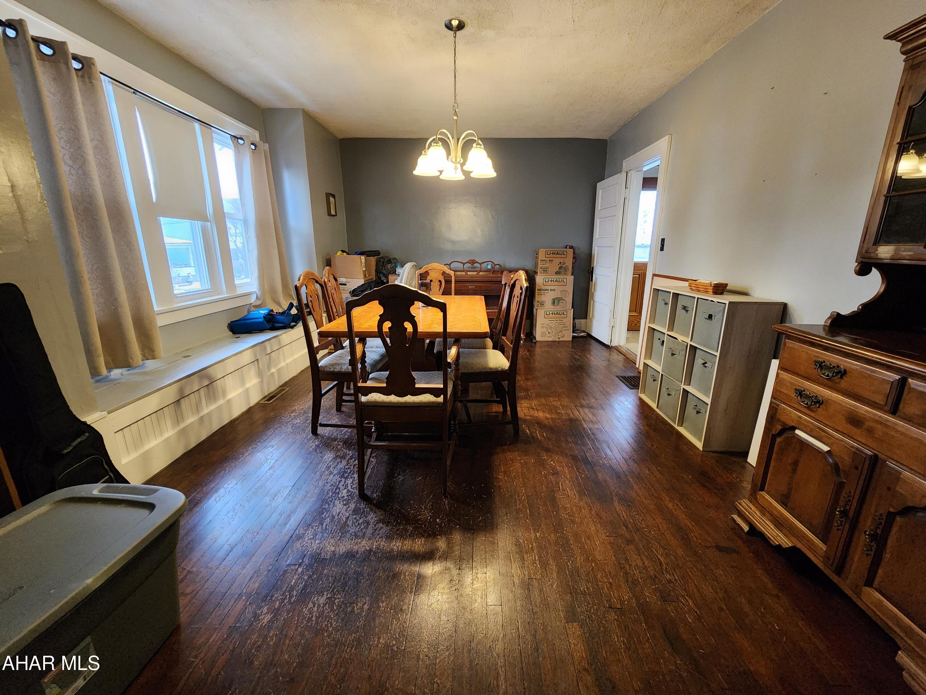 Juniata - Residential