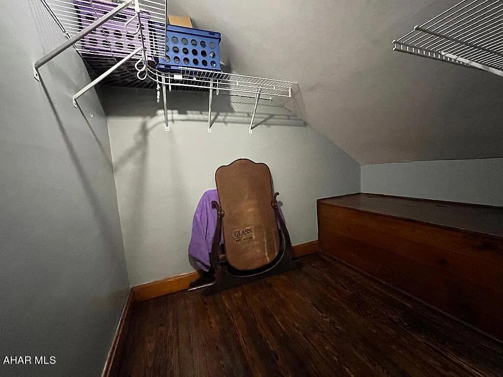 Juniata - Residential