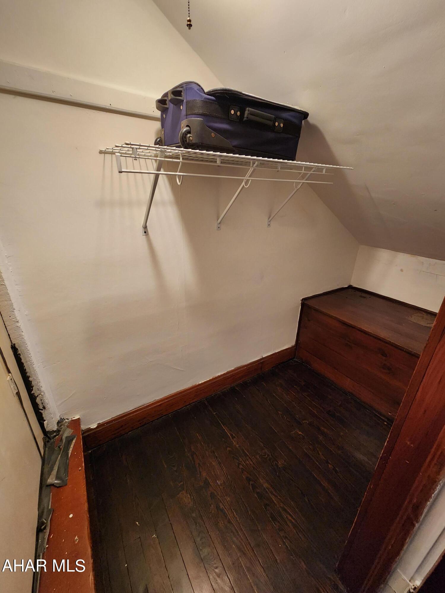 Juniata - Residential