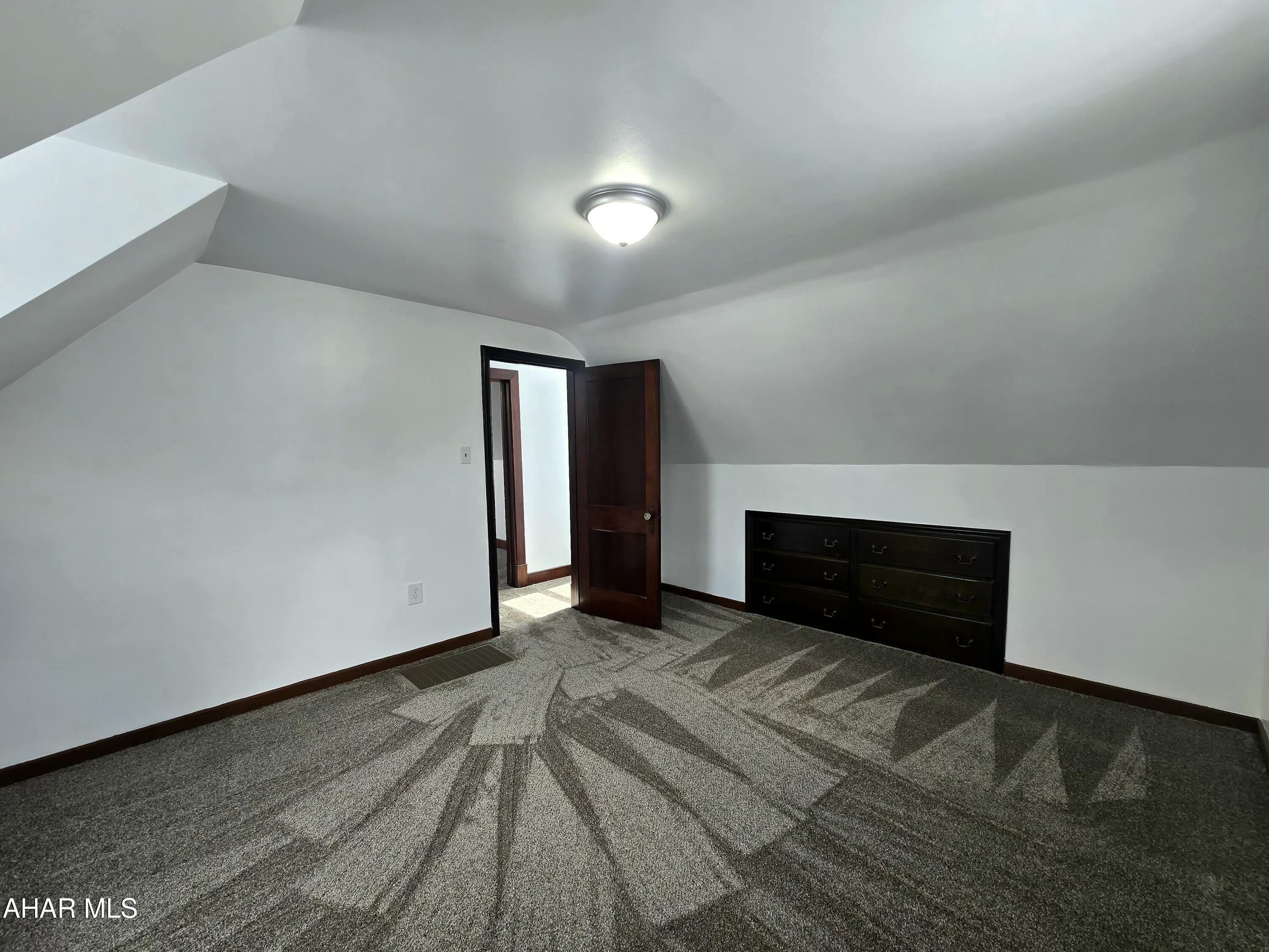 Juniata - Residential