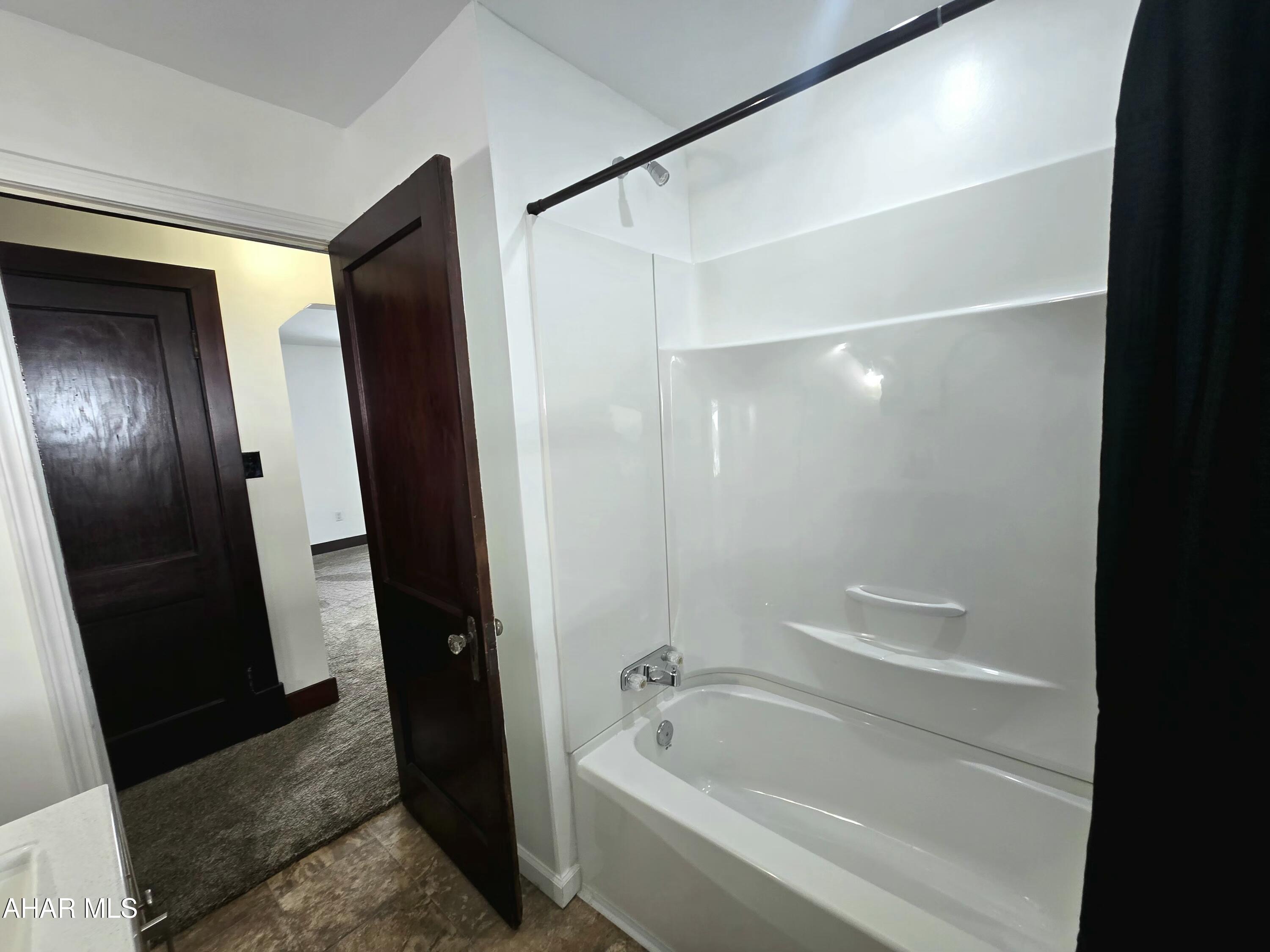 Juniata - Residential