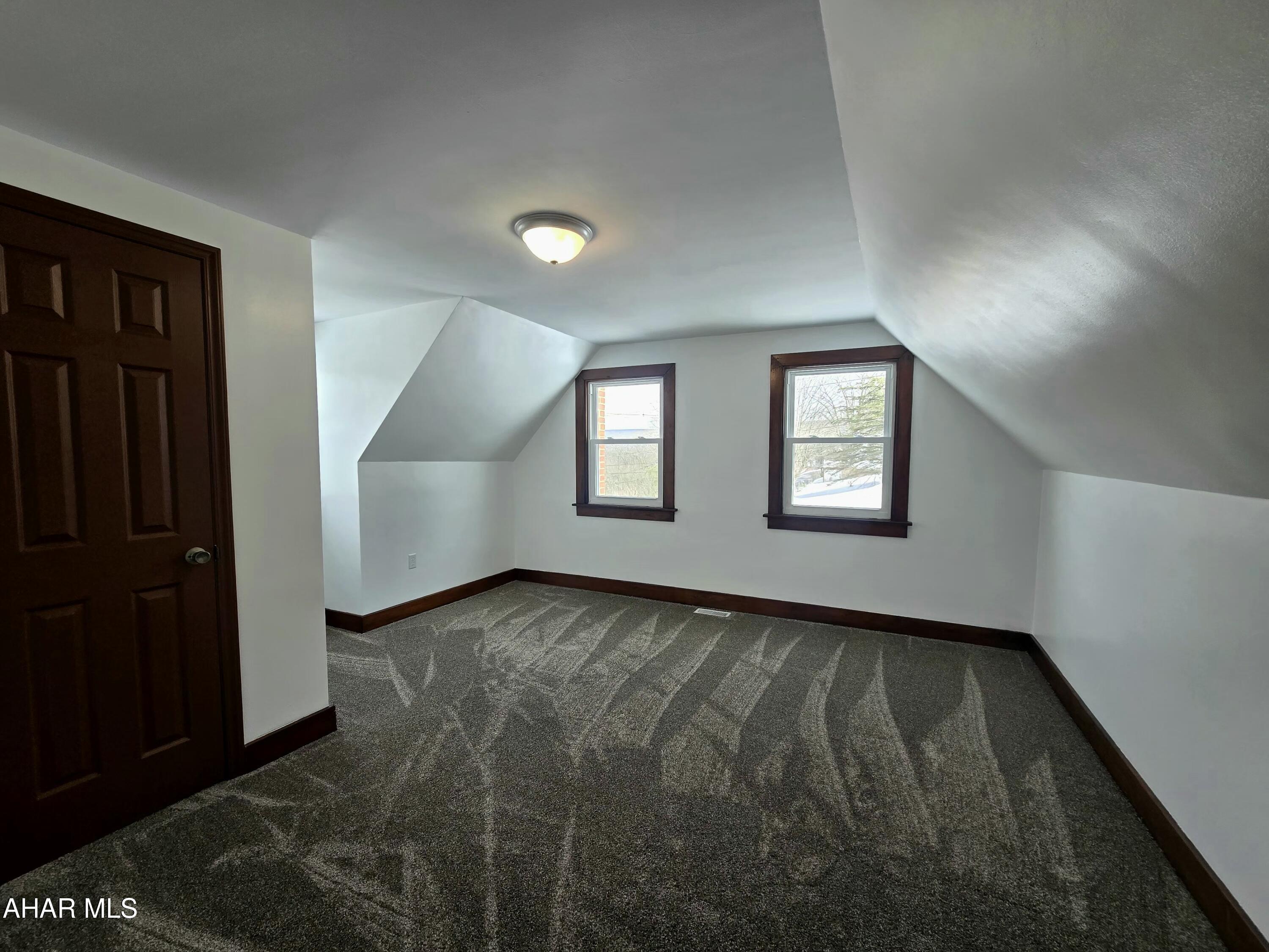 Juniata - Residential