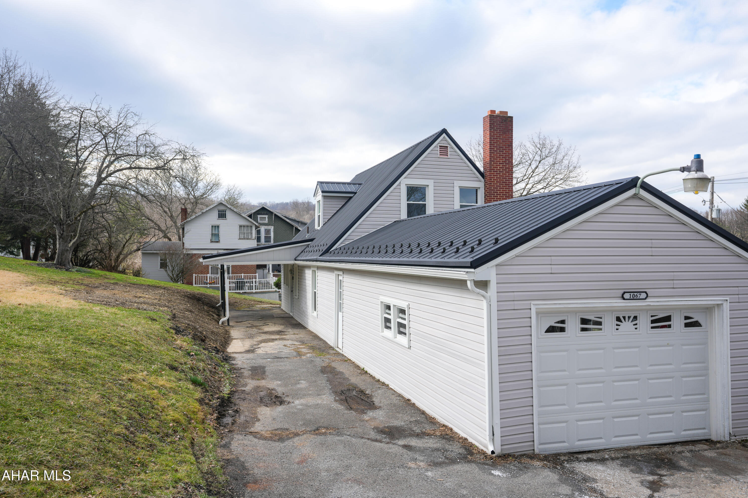 Juniata - Residential