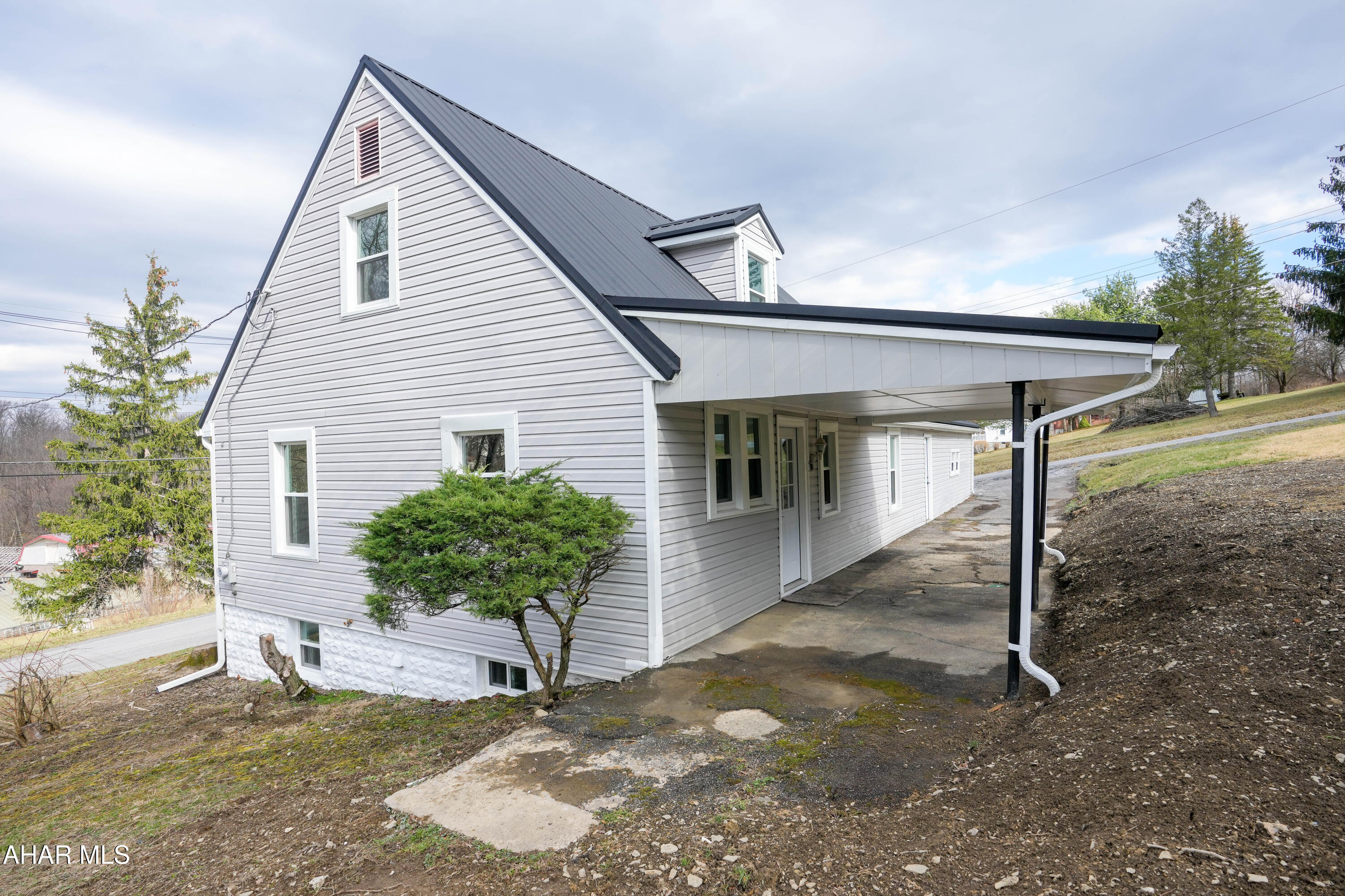 Juniata - Residential