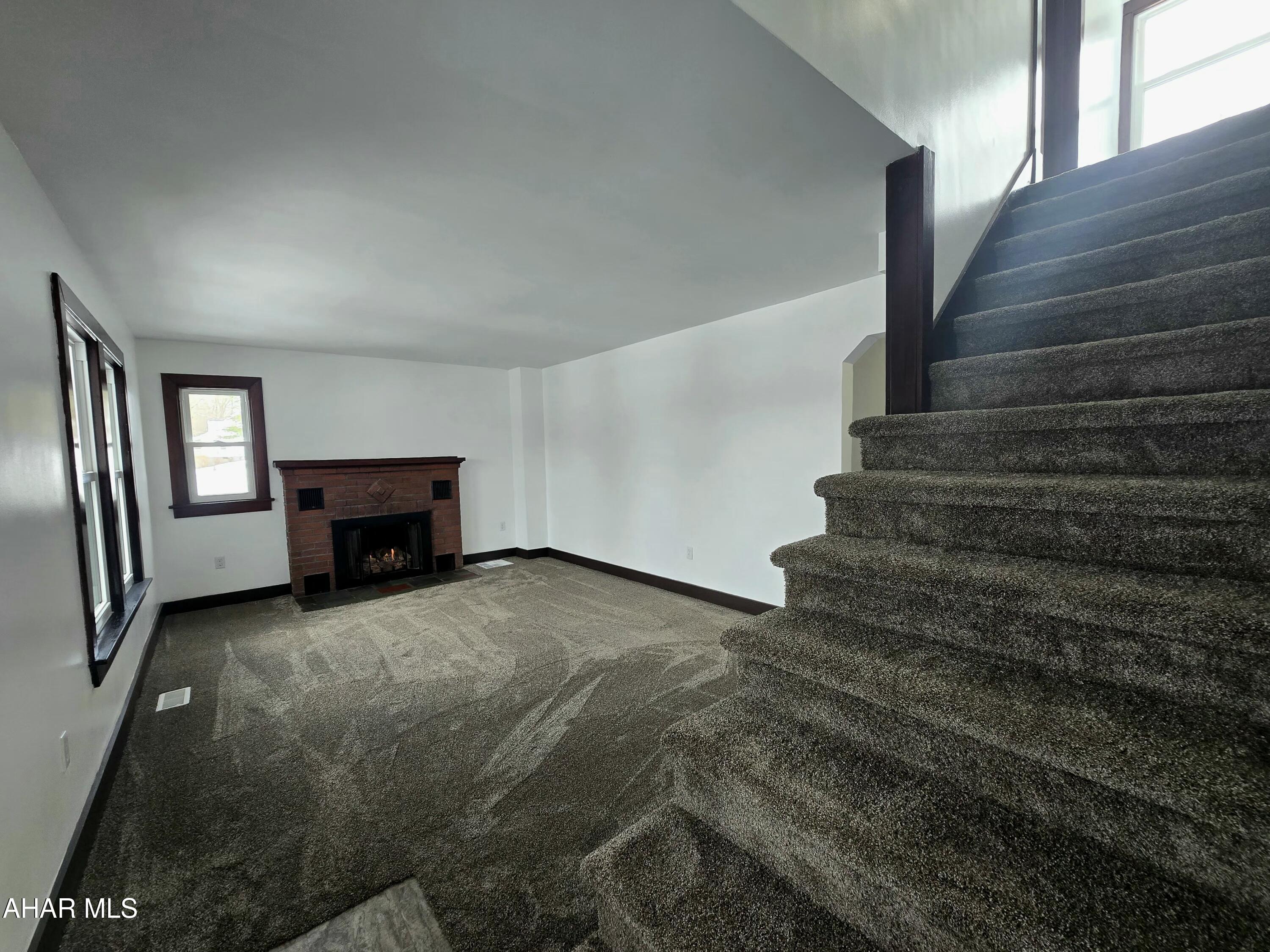 Juniata - Residential