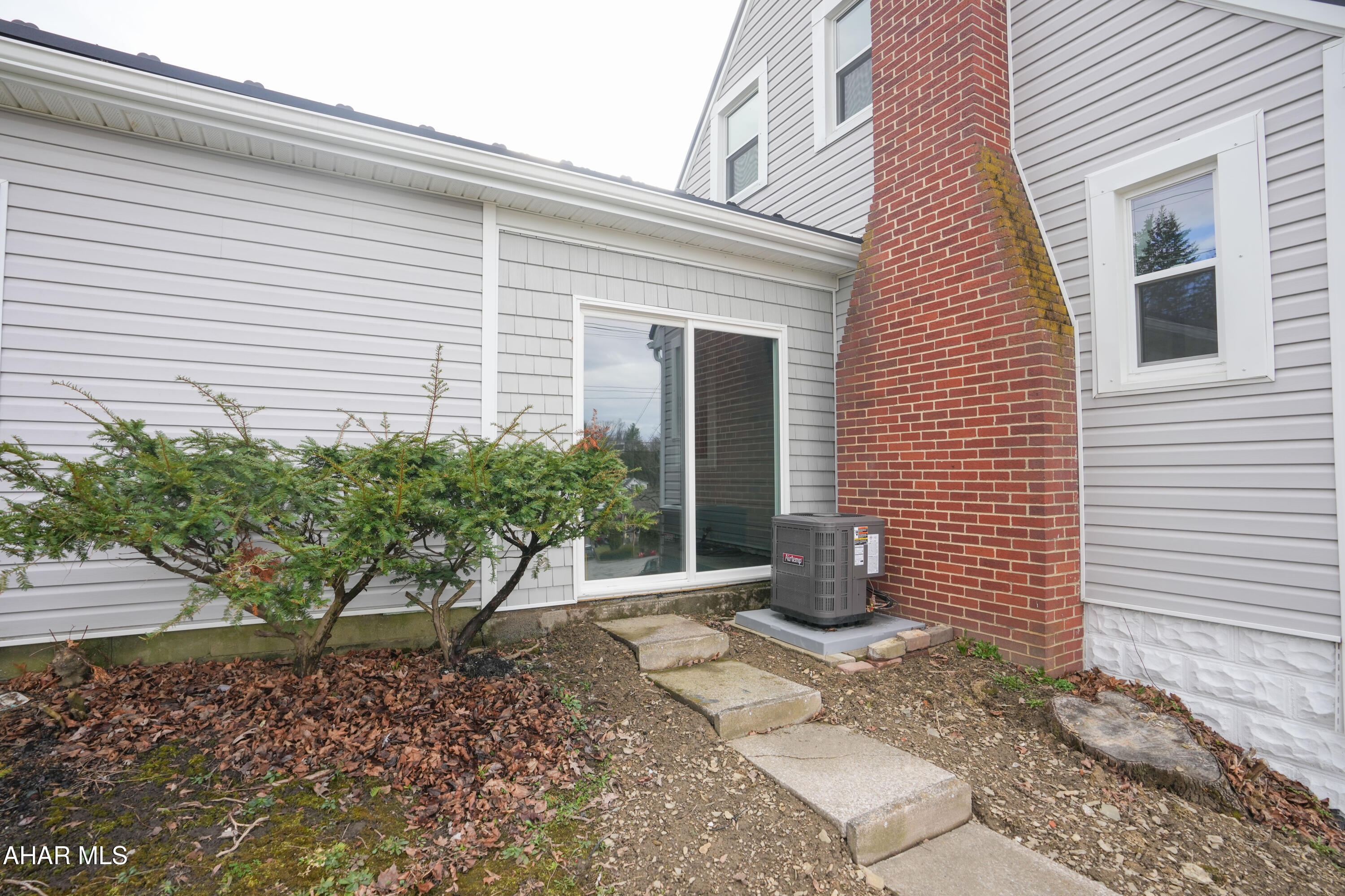 Juniata - Residential