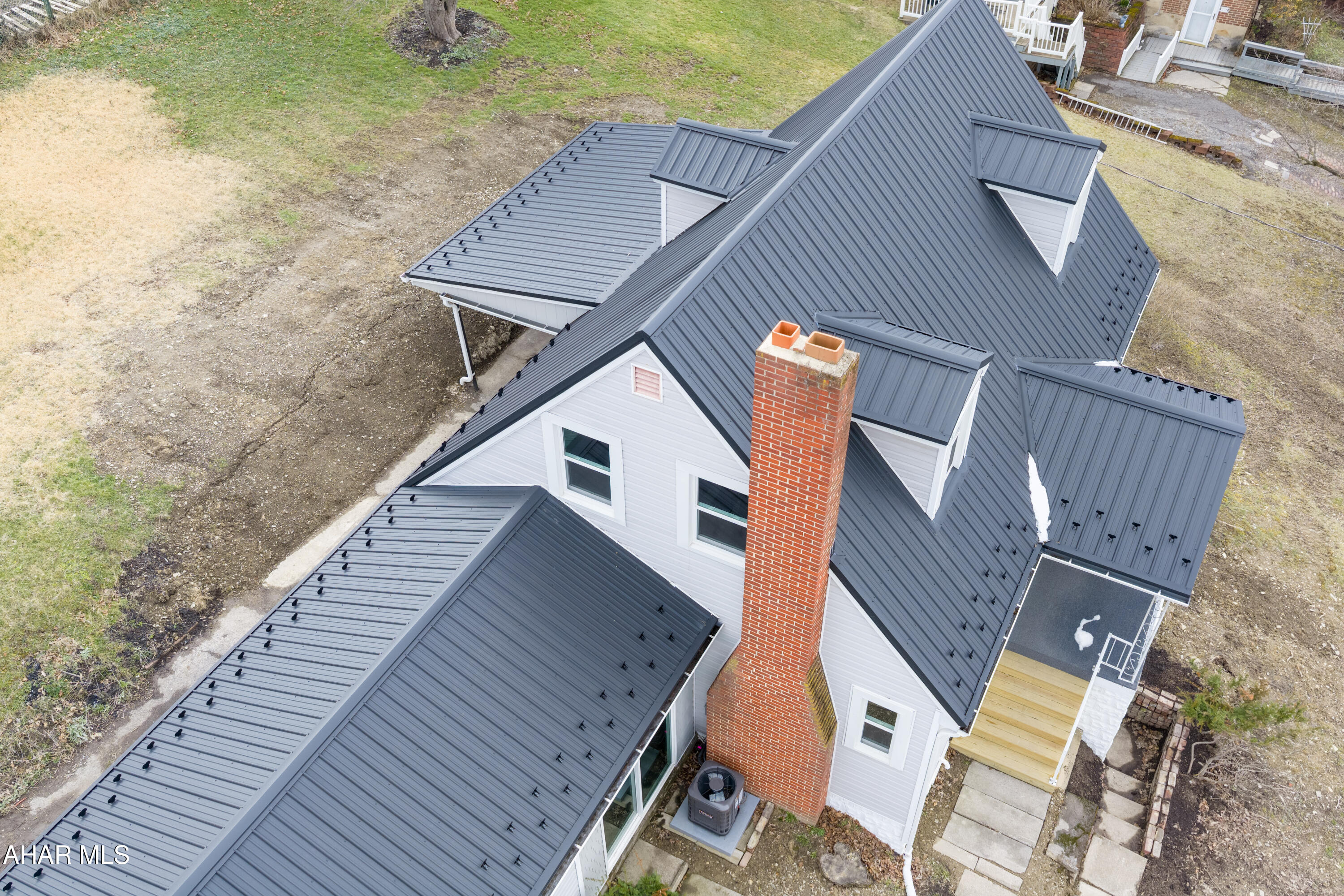 Juniata - Residential