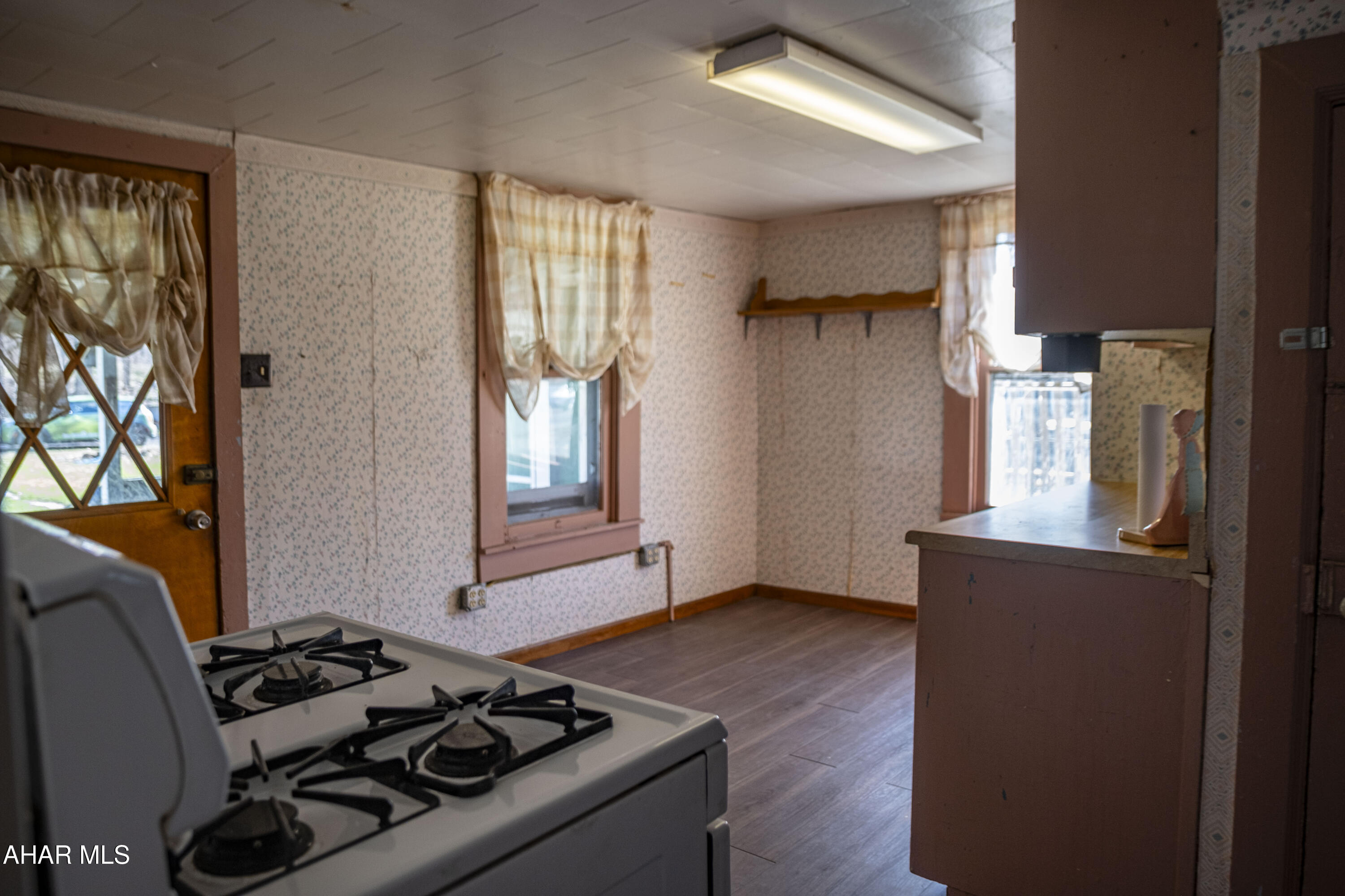 Unknown - Residential