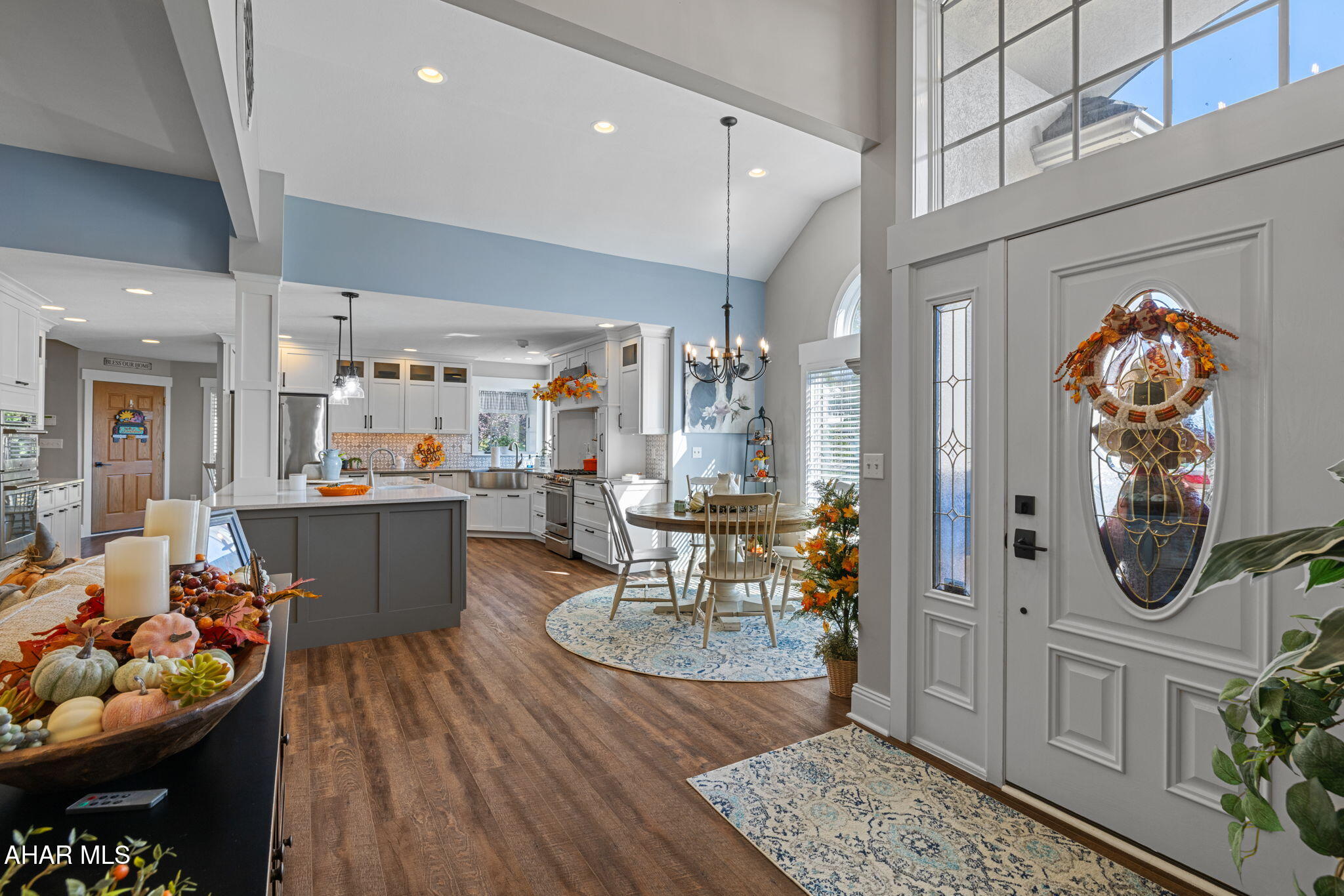 Rolling Hills - Residential