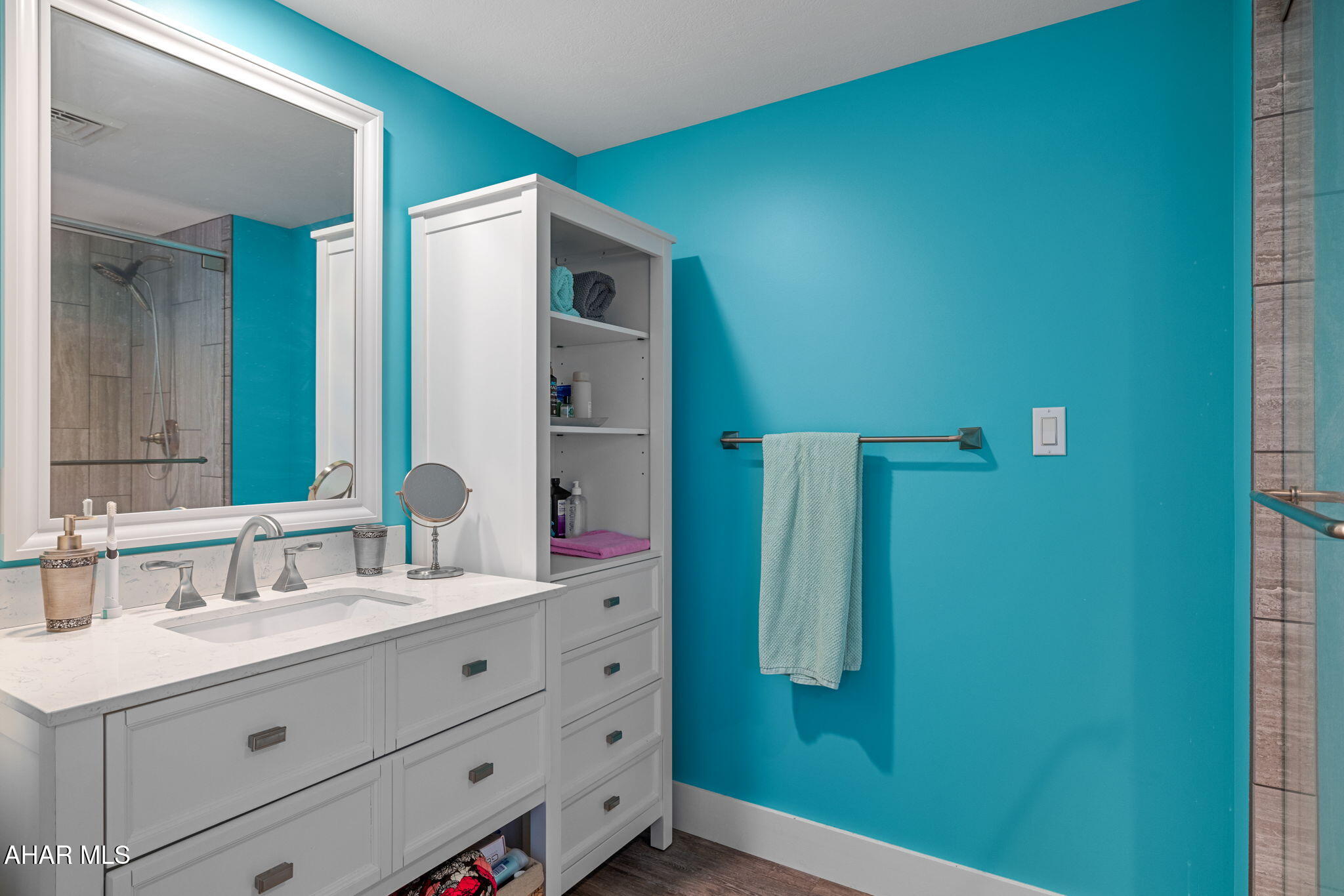 Rolling Hills - Residential