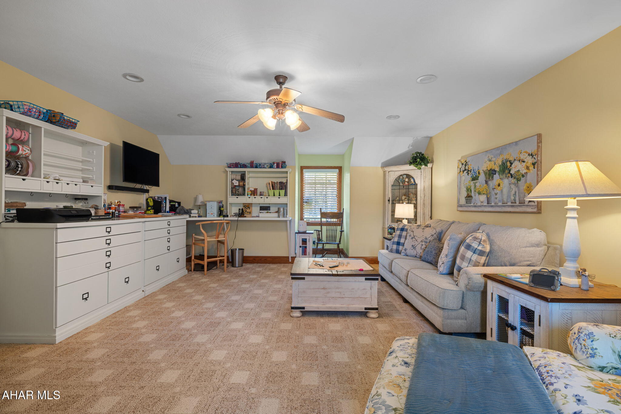 Rolling Hills - Residential