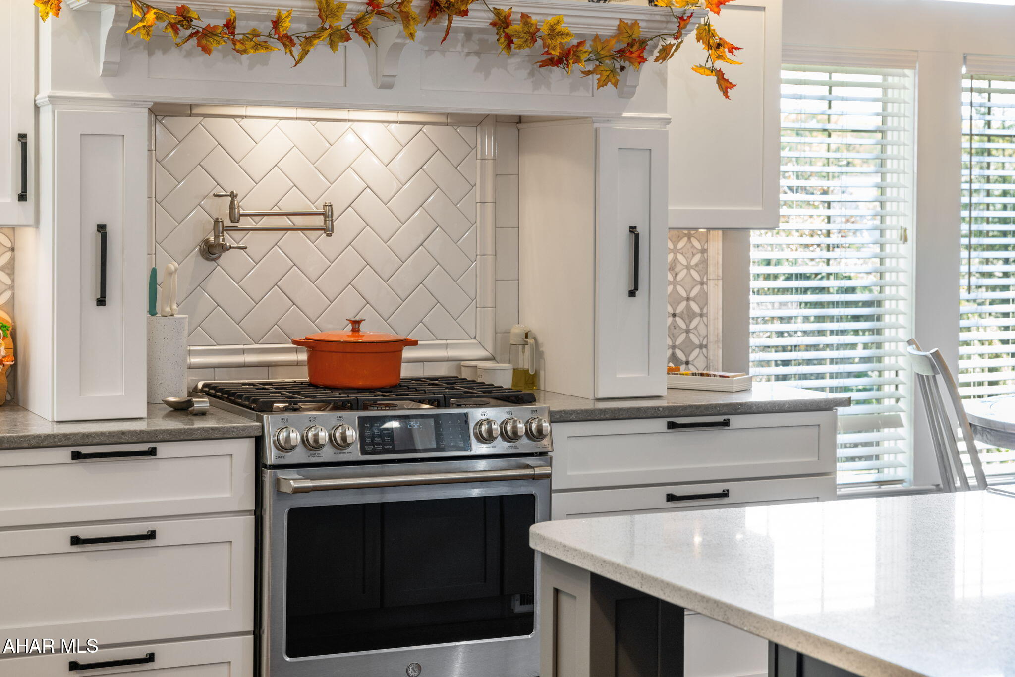 Rolling Hills - Residential