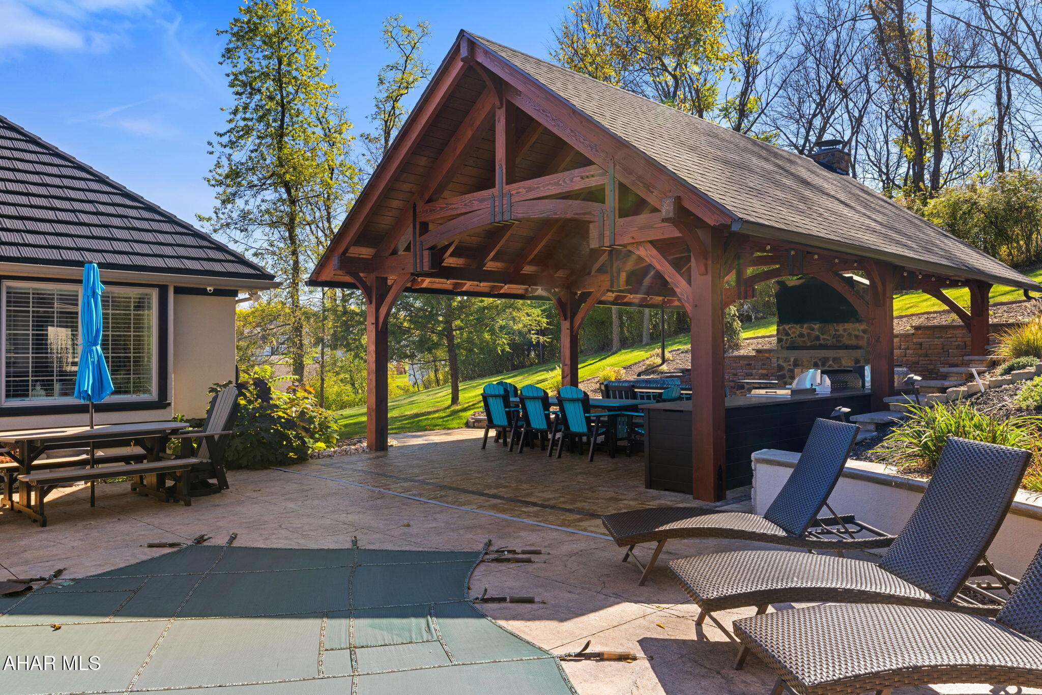 Rolling Hills - Residential