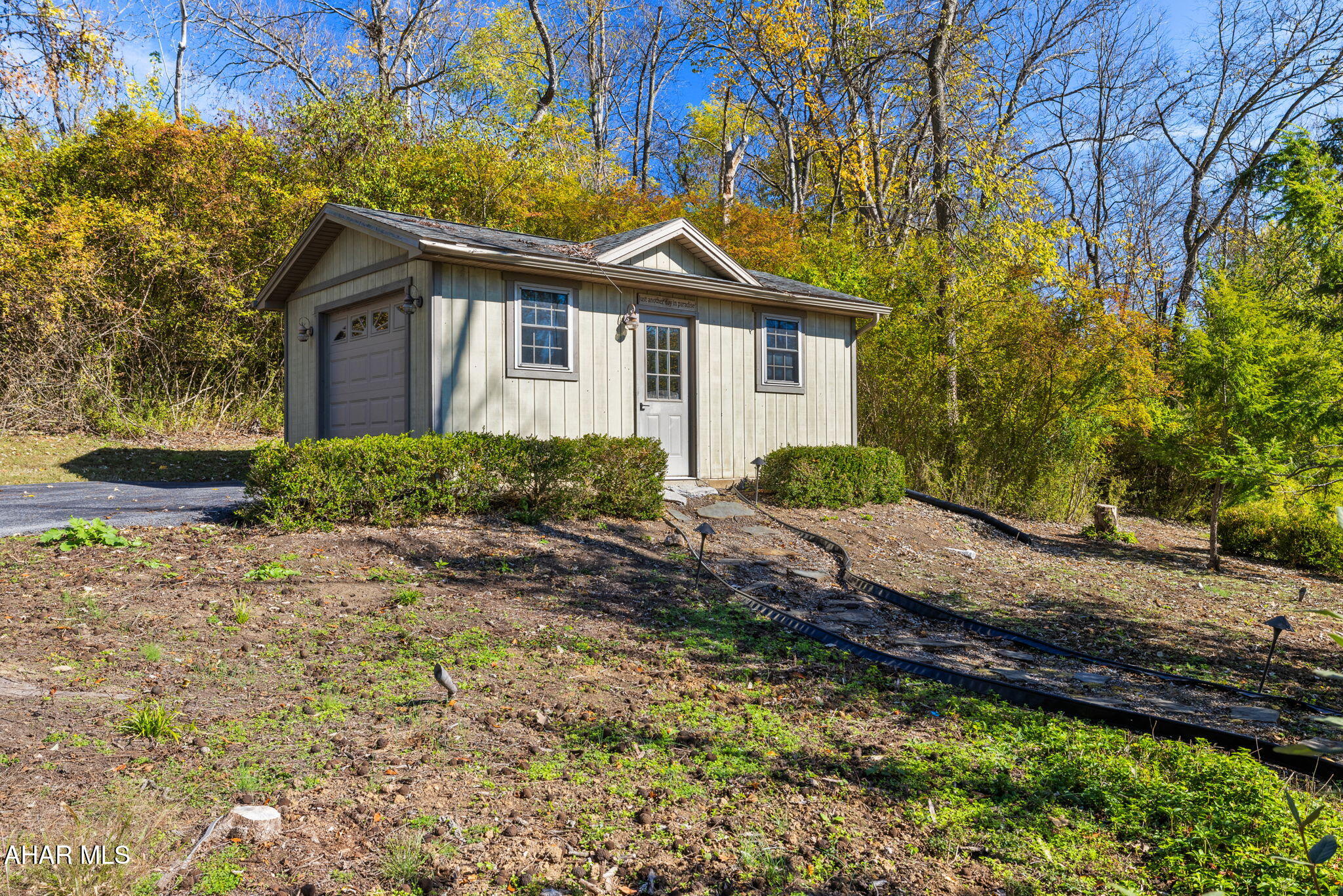Rolling Hills - Residential