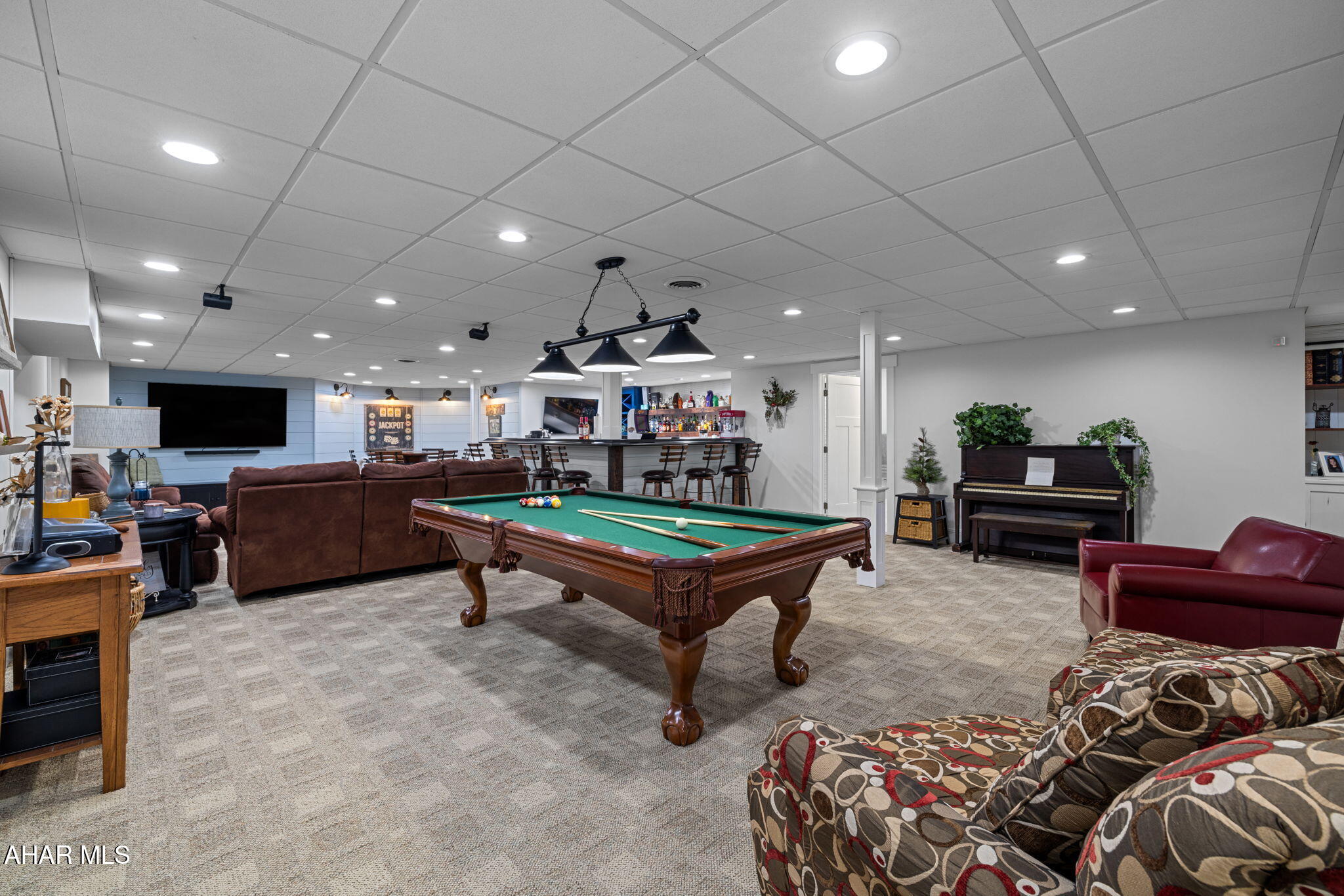 Rolling Hills - Residential