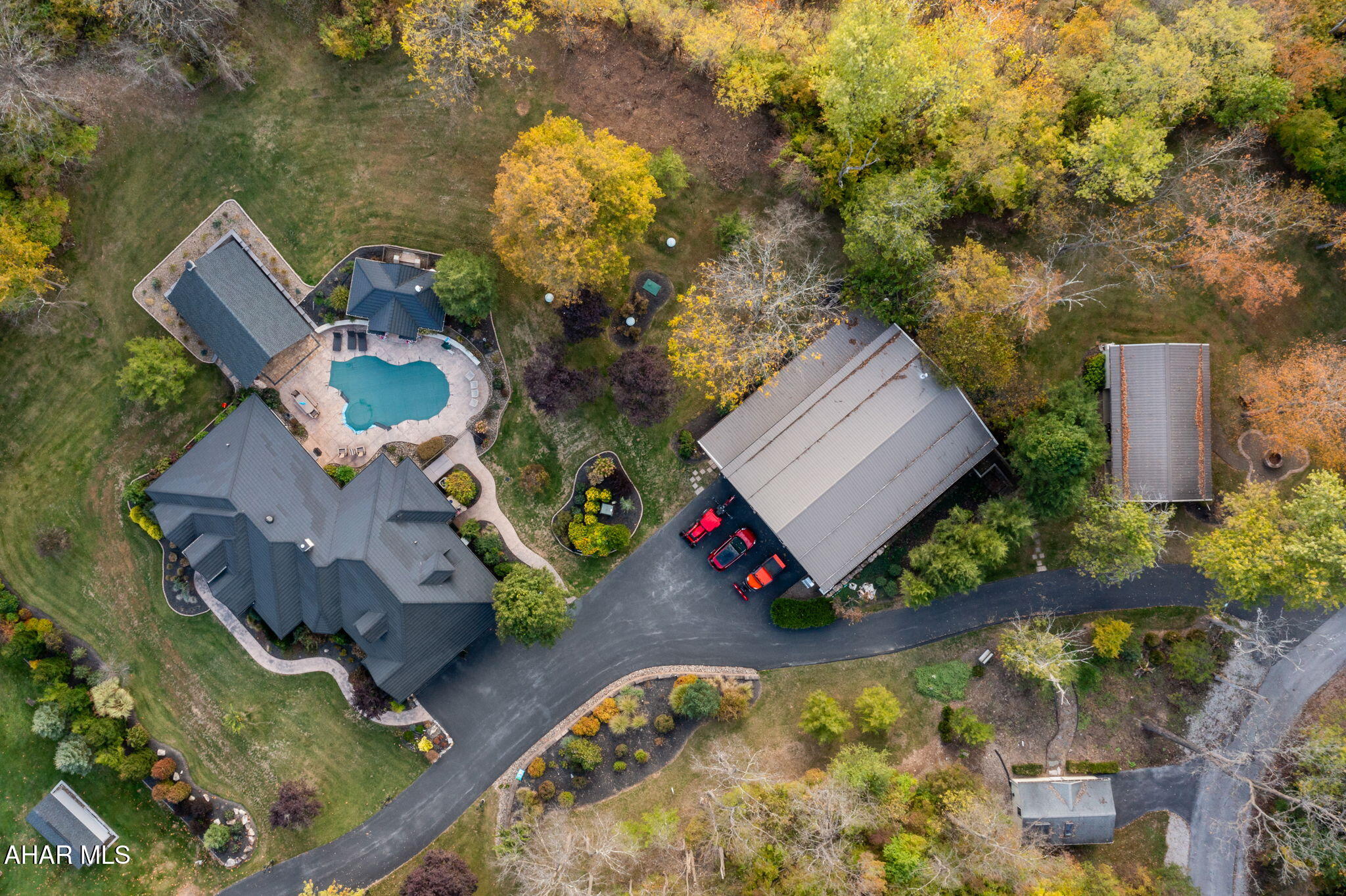 Rolling Hills - Residential