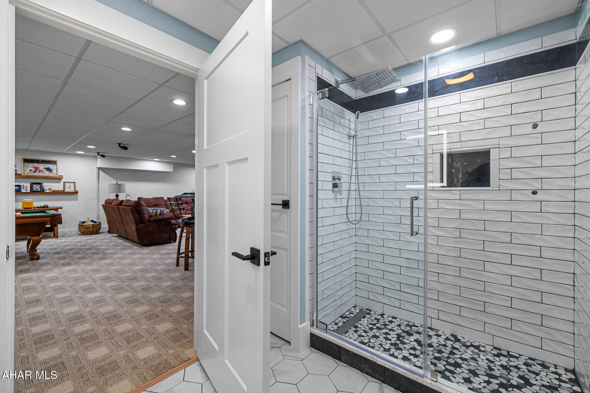 Rolling Hills - Residential