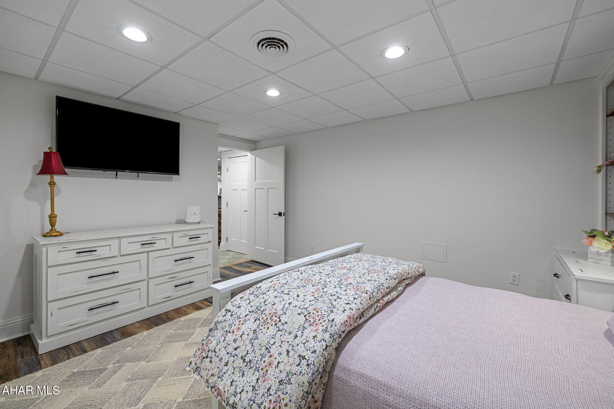 Rolling Hills - Residential