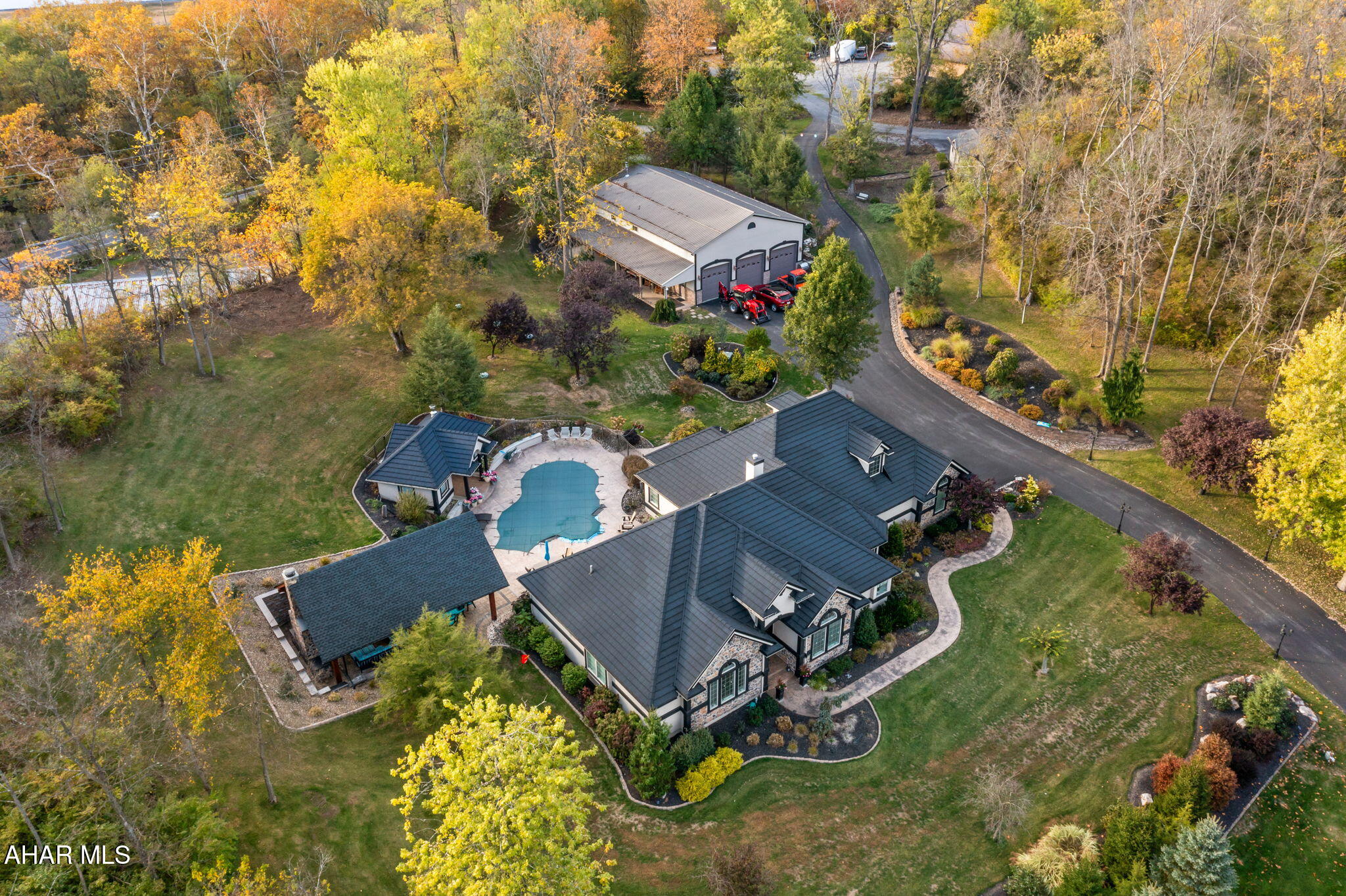 Rolling Hills - Residential