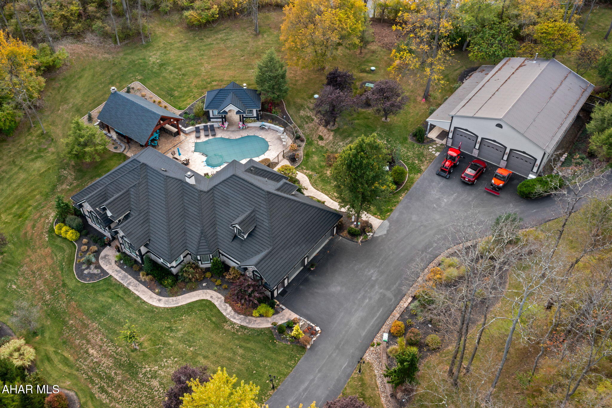 Rolling Hills - Residential