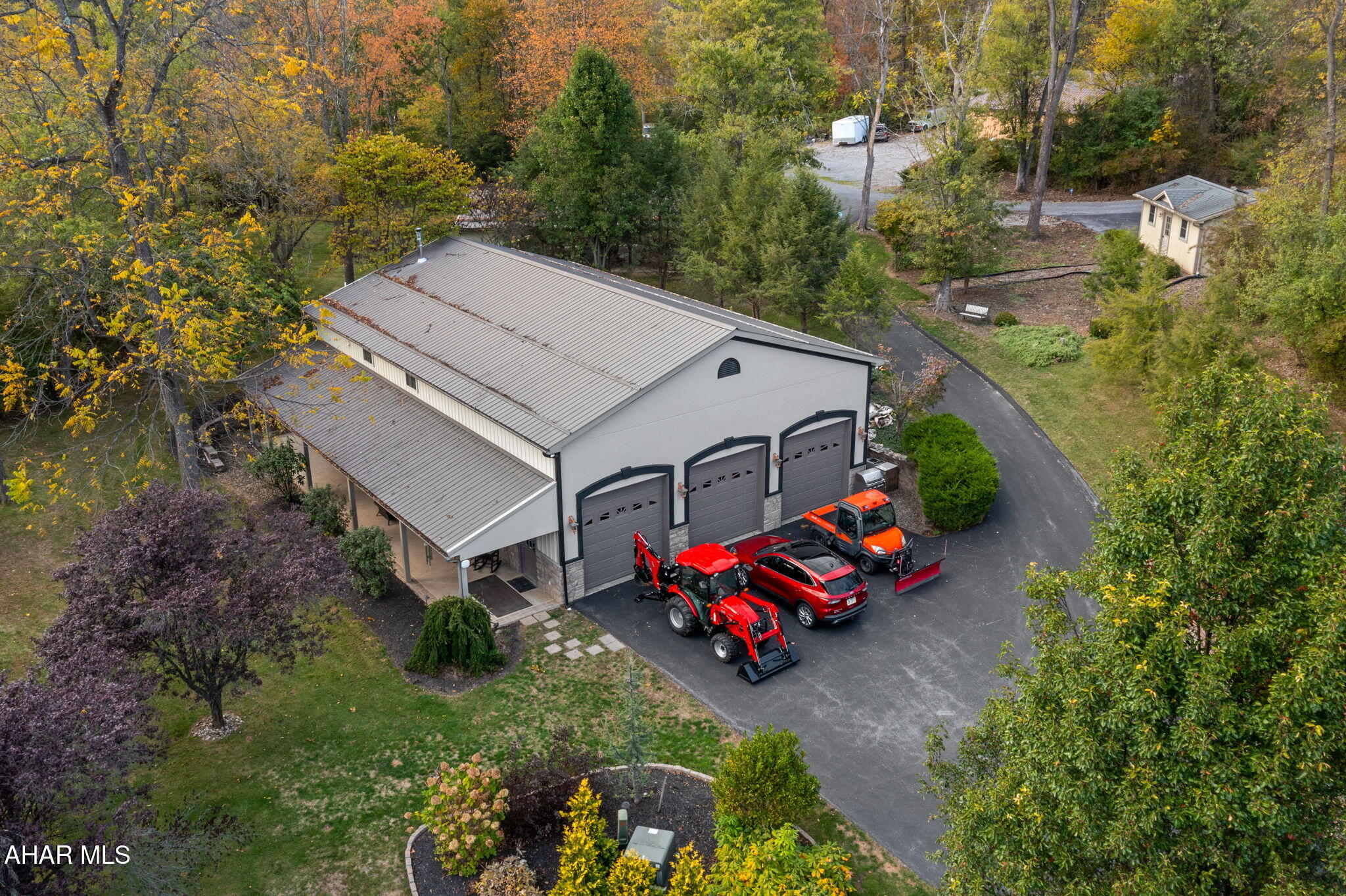 Rolling Hills - Residential