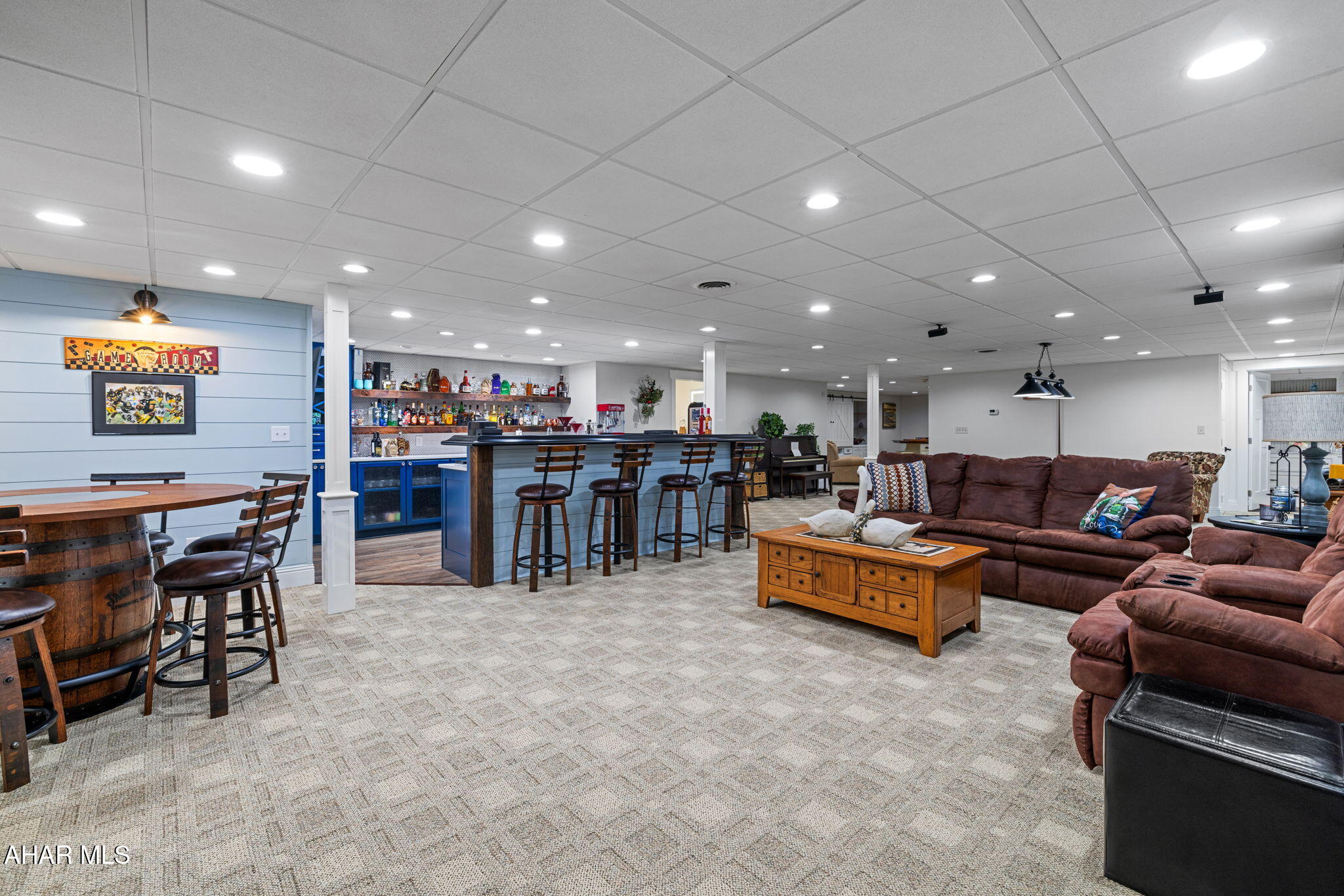 Rolling Hills - Residential