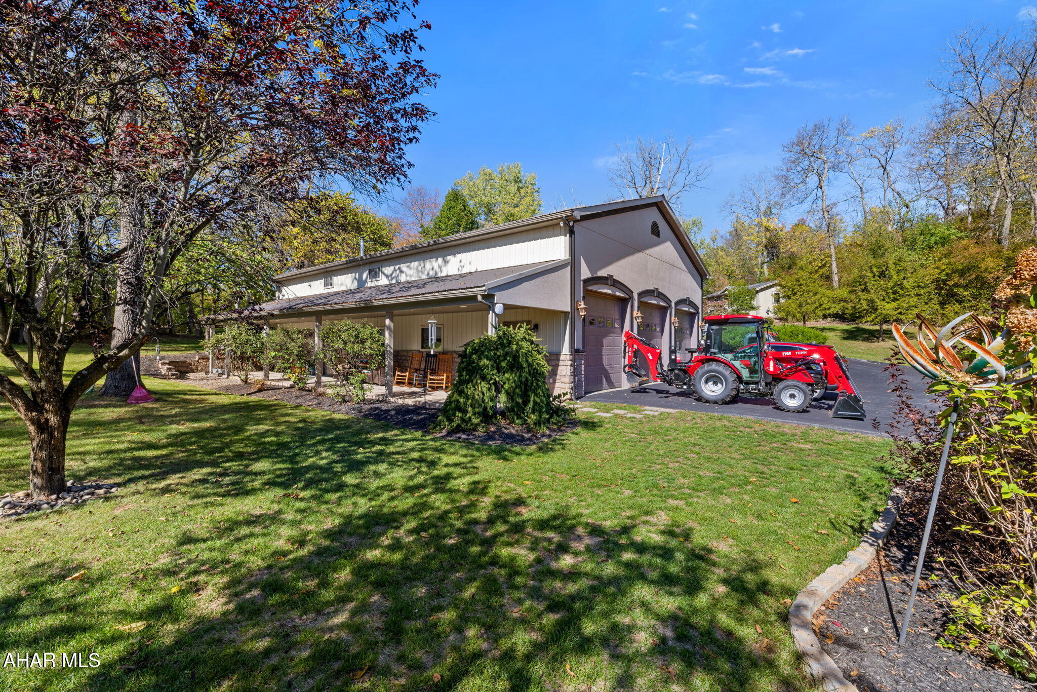 Rolling Hills - Residential