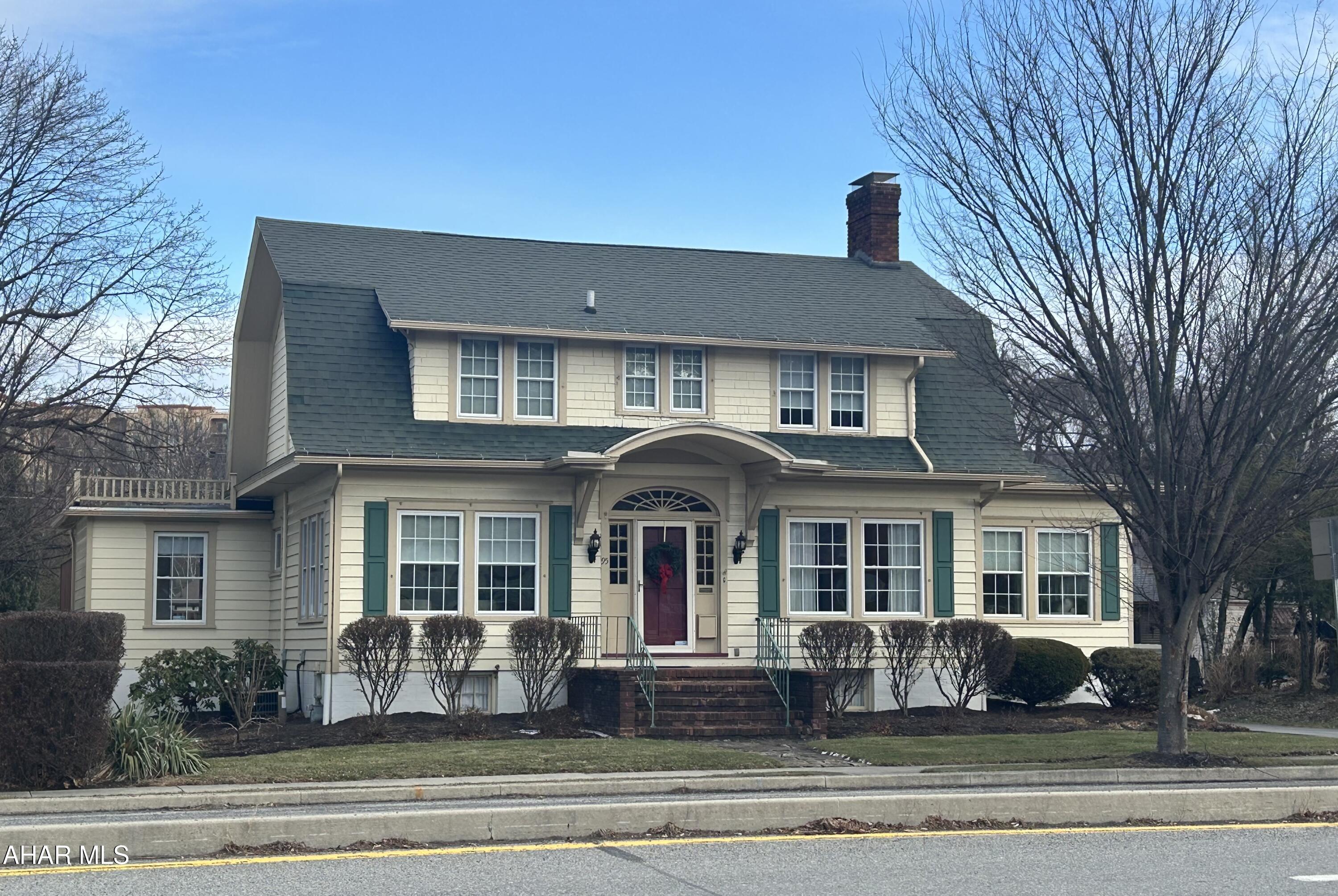 Baker Mansion - Residential