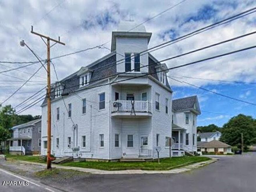 Five-unit apartment building offering a strong investment opportunity. This spacious multi-unit property provides excellent income potential with rents and expenses available upon request. Ideal for both seasoned investors and those looking to expand their portfolio. Conveniently designed with multiple units to maximize occupancy and return.