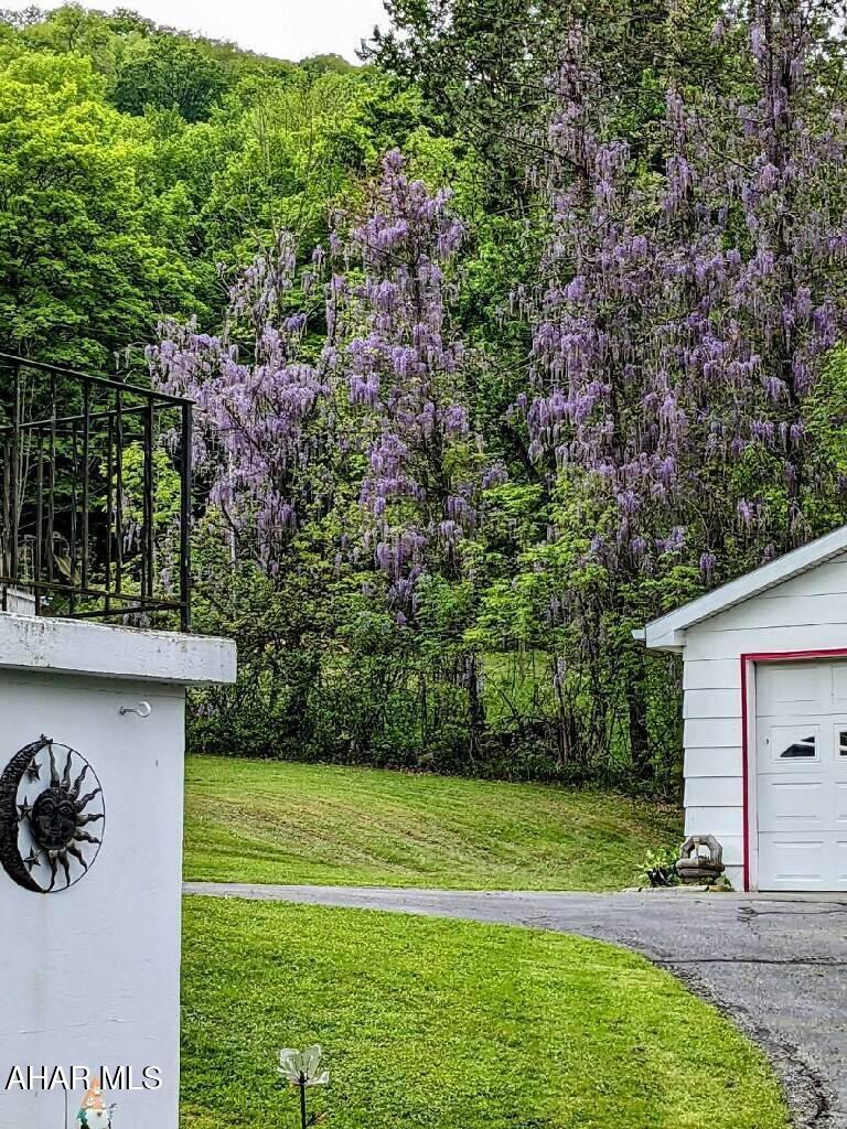 Maple Hollow - Residential