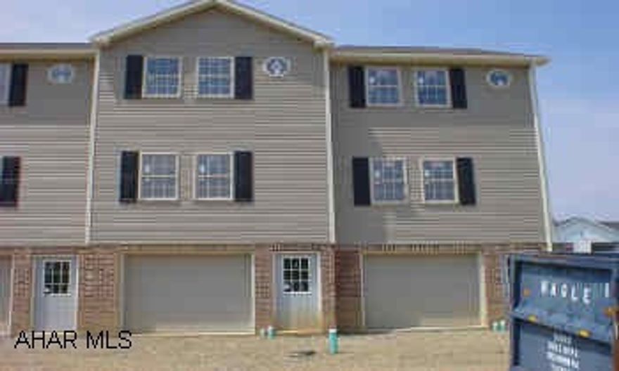 NEW CONSTRUCTION TOWNHOUSE IN APPLEWOOD SECTION OF PENN FARMS.  BEAUTIFULLY APPOINTED TOWNHOUSE.  BRAND NEW, CONVENIENT AND LUXURIOUS. NEW CONSTRUCTION TOWNHOUSE IN APPLEWOOD SECTION OF PENN FARMS.  BEAUTIFULLY APPOINTED TOWNHOUSE.  BRAND NEW, CONVENIENT AND LUXURIOUS.
