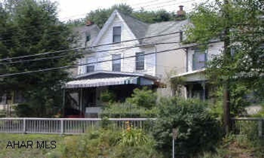 Home is in good condition for the price. Good starter or investment.