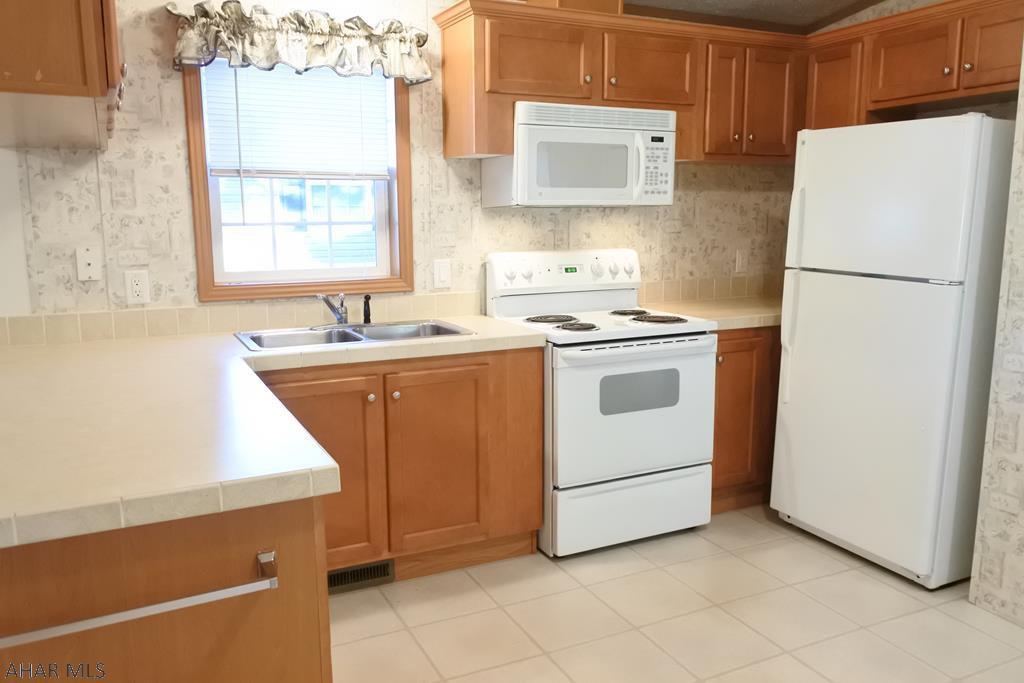 Laurel Woods - Residential