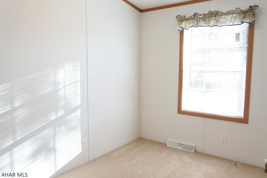 Laurel Woods - Residential