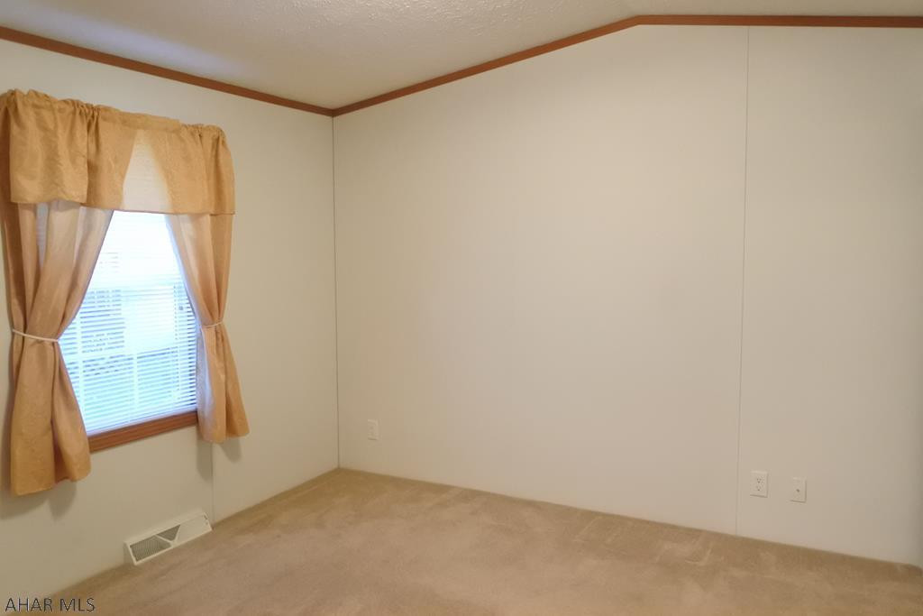 Laurel Woods - Residential