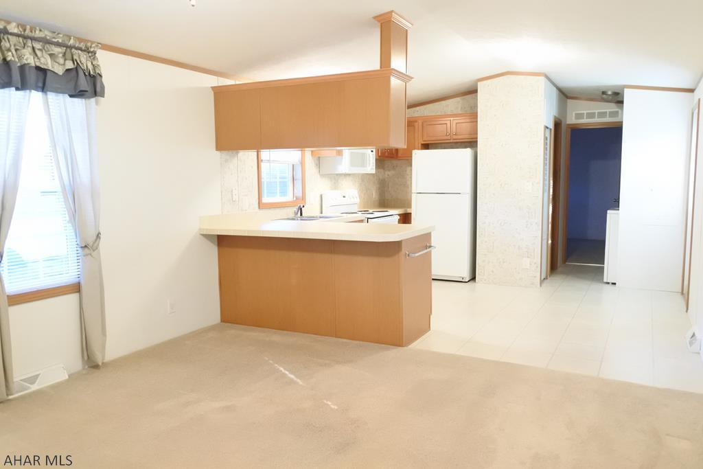 Laurel Woods - Residential