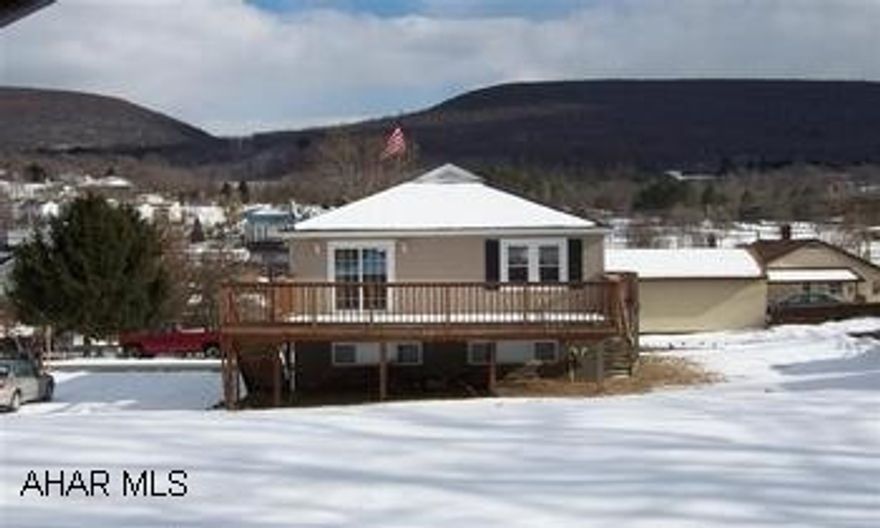 Cute 2 bedroom ranch home on large lot. Finished family room in the basement, rear deck.  Deposit to be $1000 or 2% of purchase price, whichever is greater.